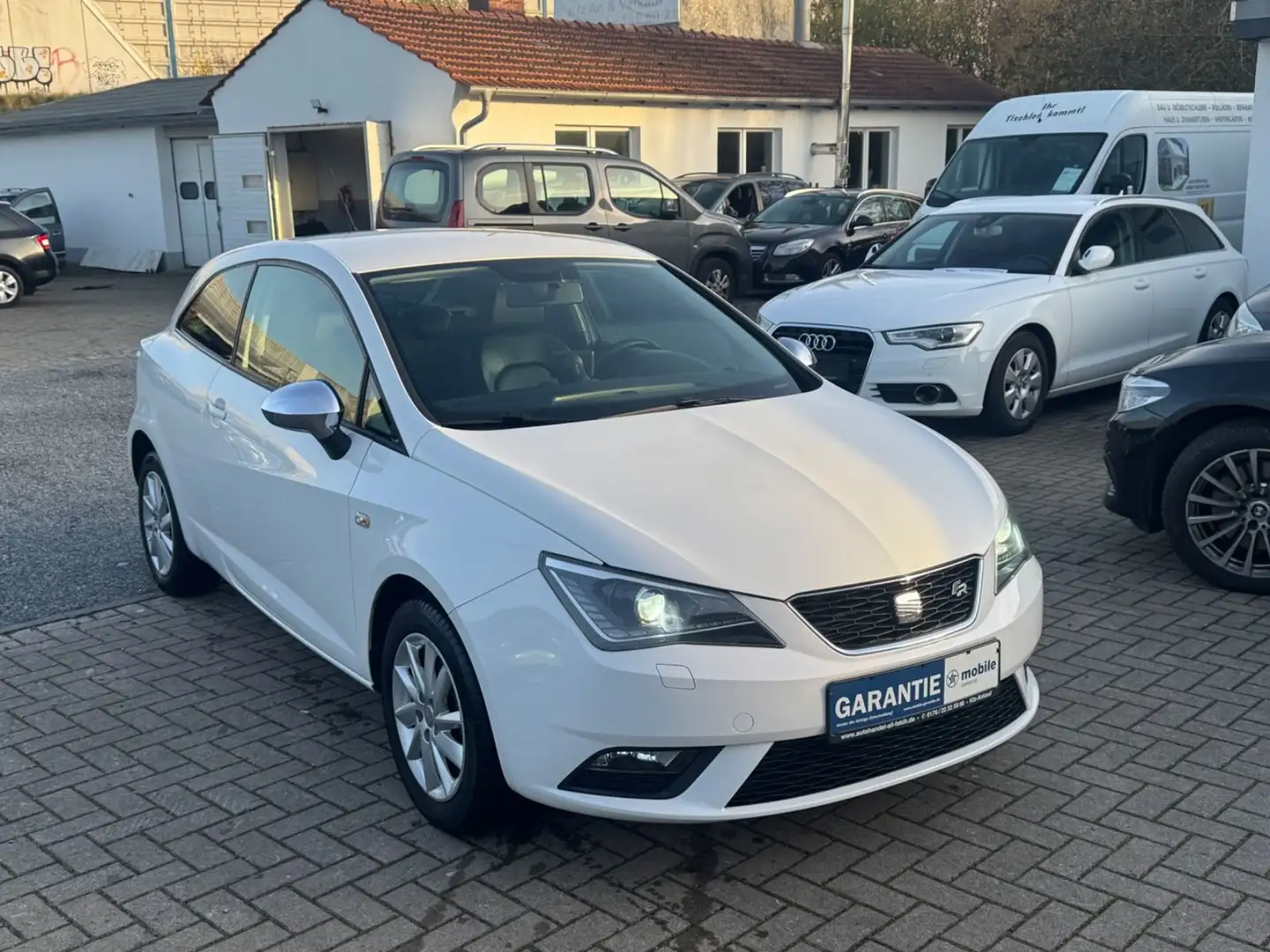 SEAT Ibiza SC Style Salsa Leder Xenon LED Tüv&Garanti Weiß - 2