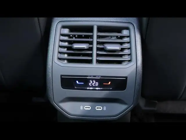 Cupra Formentor view 27