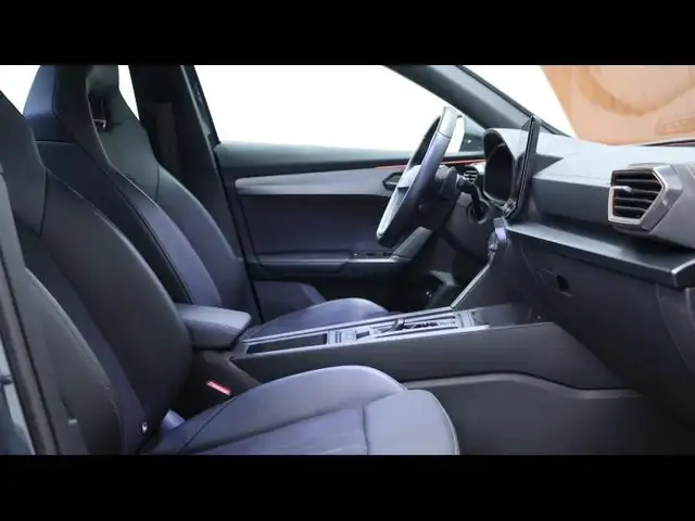 Cupra Formentor view 12