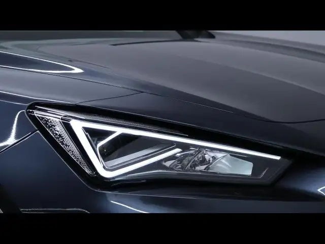 Cupra Formentor view 9