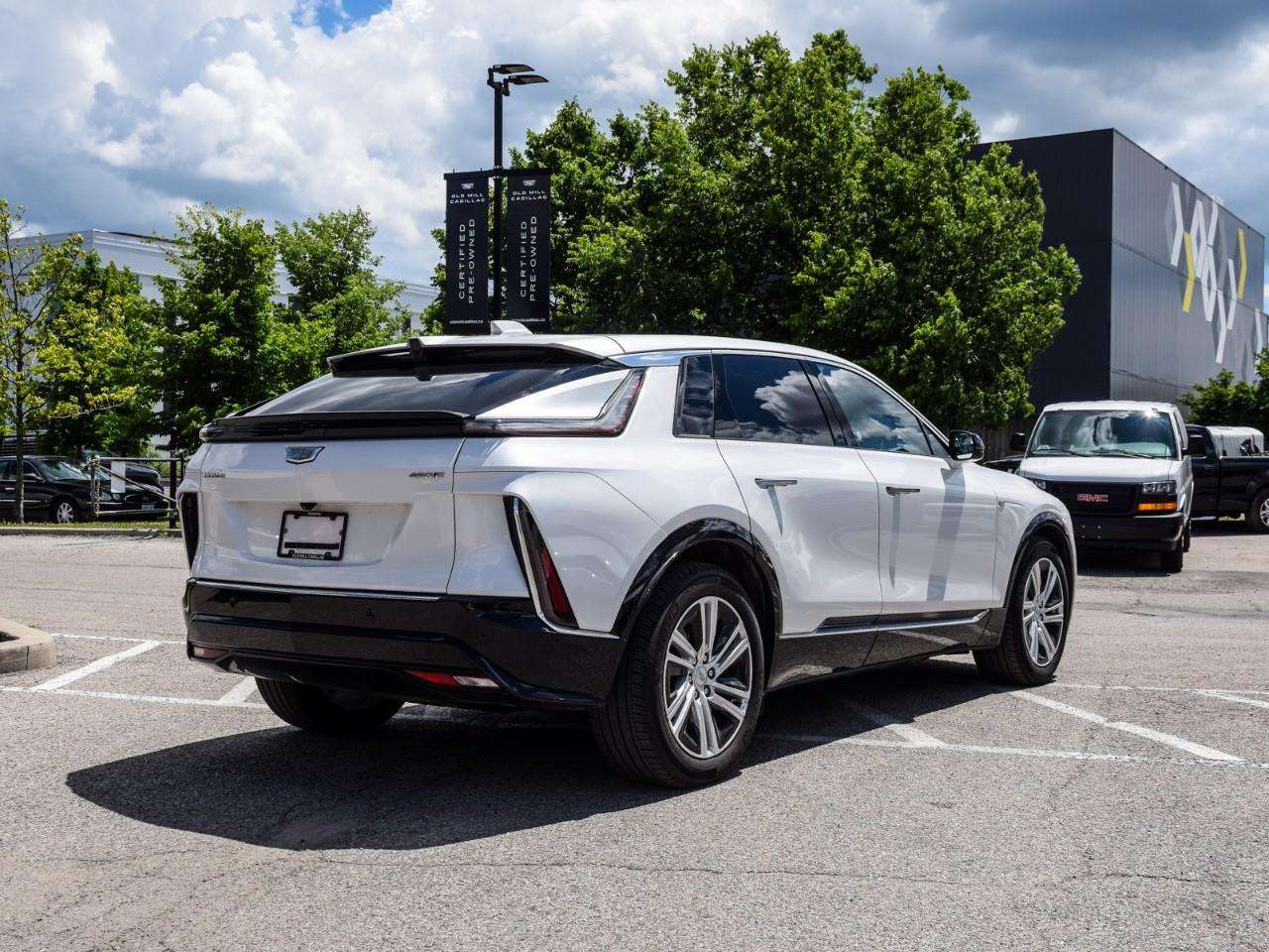 2024 Cadillac Lyriq CLEAN CARFAX | REMOTE START | NAVI | POWER TRUNK — снимка 4