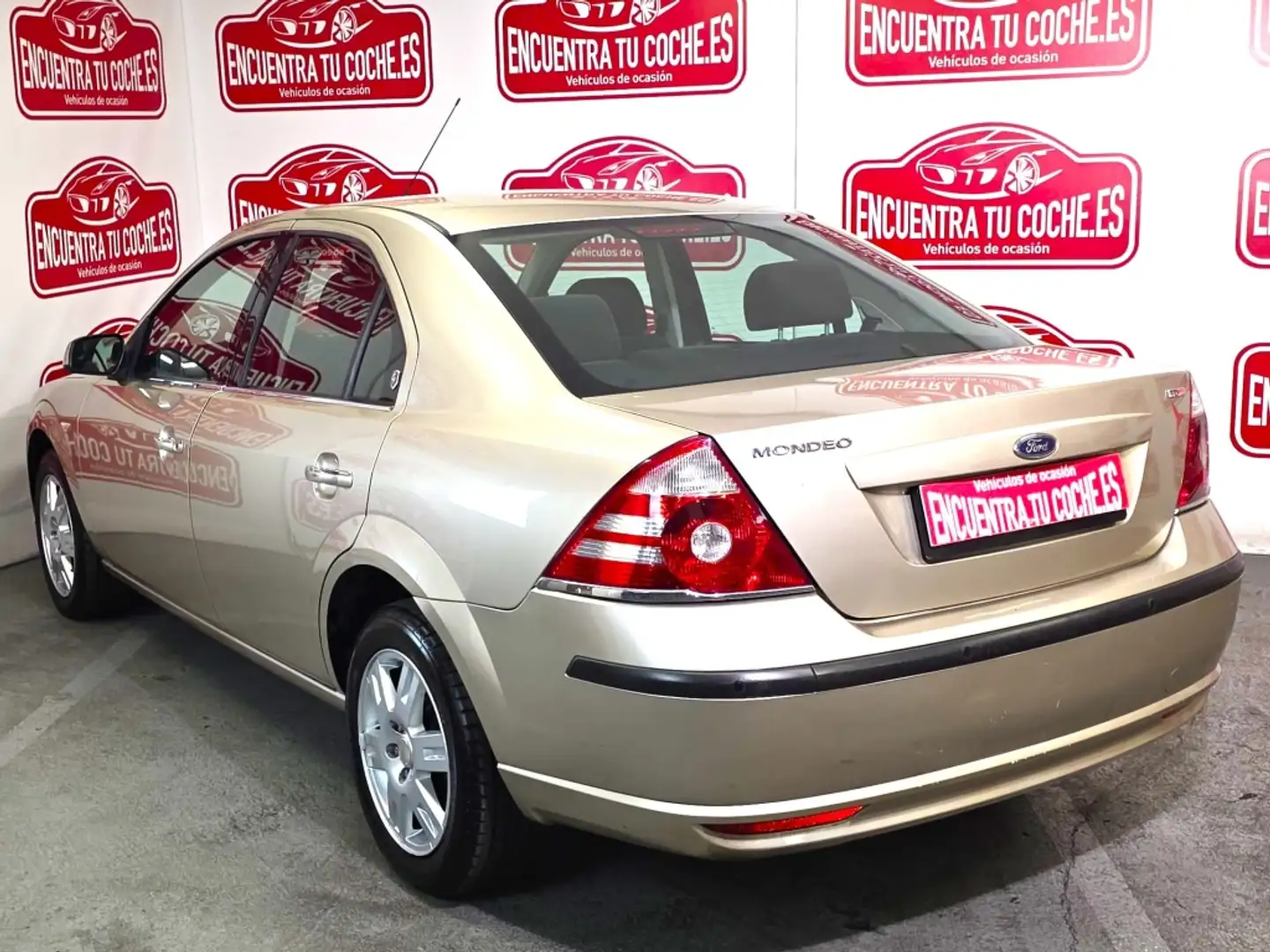 Ford Mondeo 2.0 TDCi Ghia Beige - 2