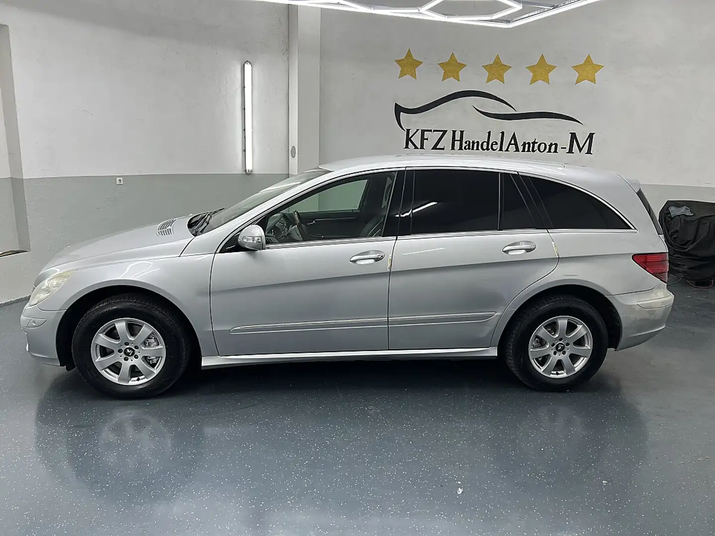 Mercedes-Benz R 320 CDI Silber - 2