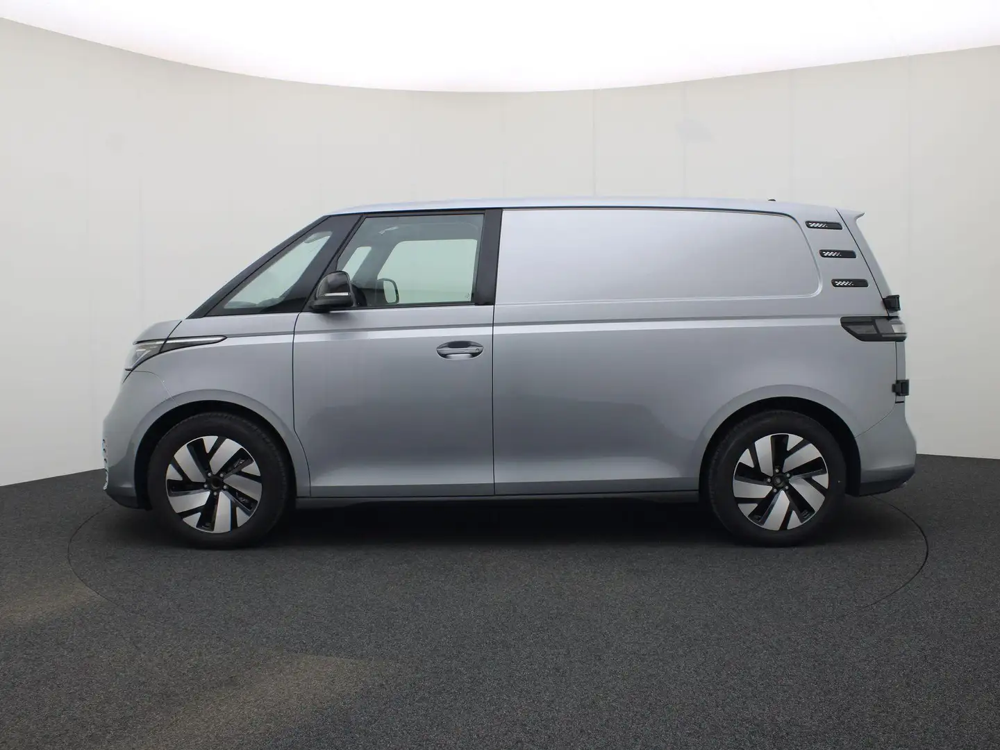 Volkswagen ID. Buzz Cargo Bedrijfswagens Bulli Edition 79kWh / 286pk Zilver - 2