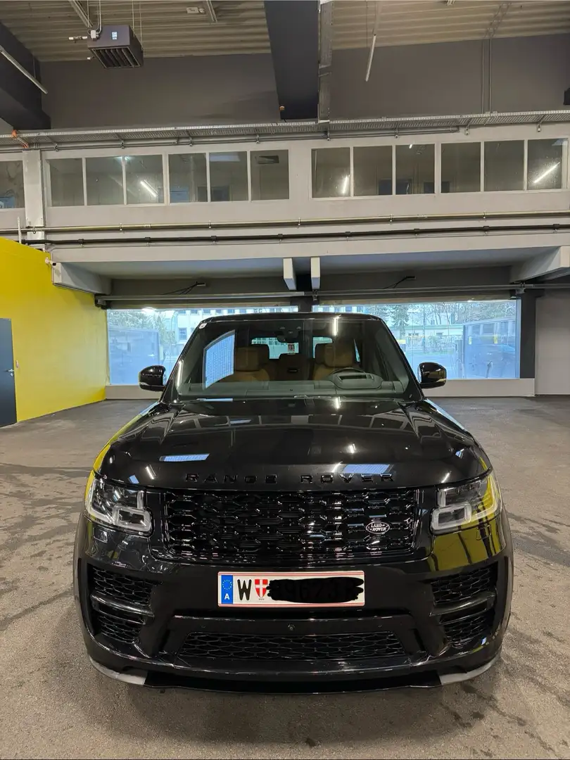 Land Rover Range Rover P400e 2,0 Si4 Autobiography SVO Design Schwarz - 2