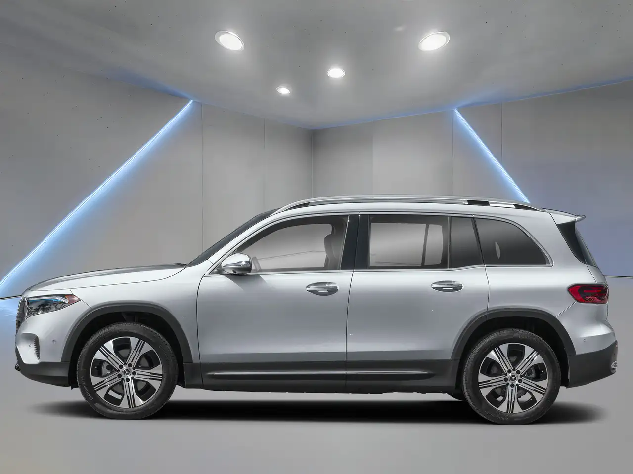 Mercedes-Benz EQB снимка Mercedes-Benz EQB