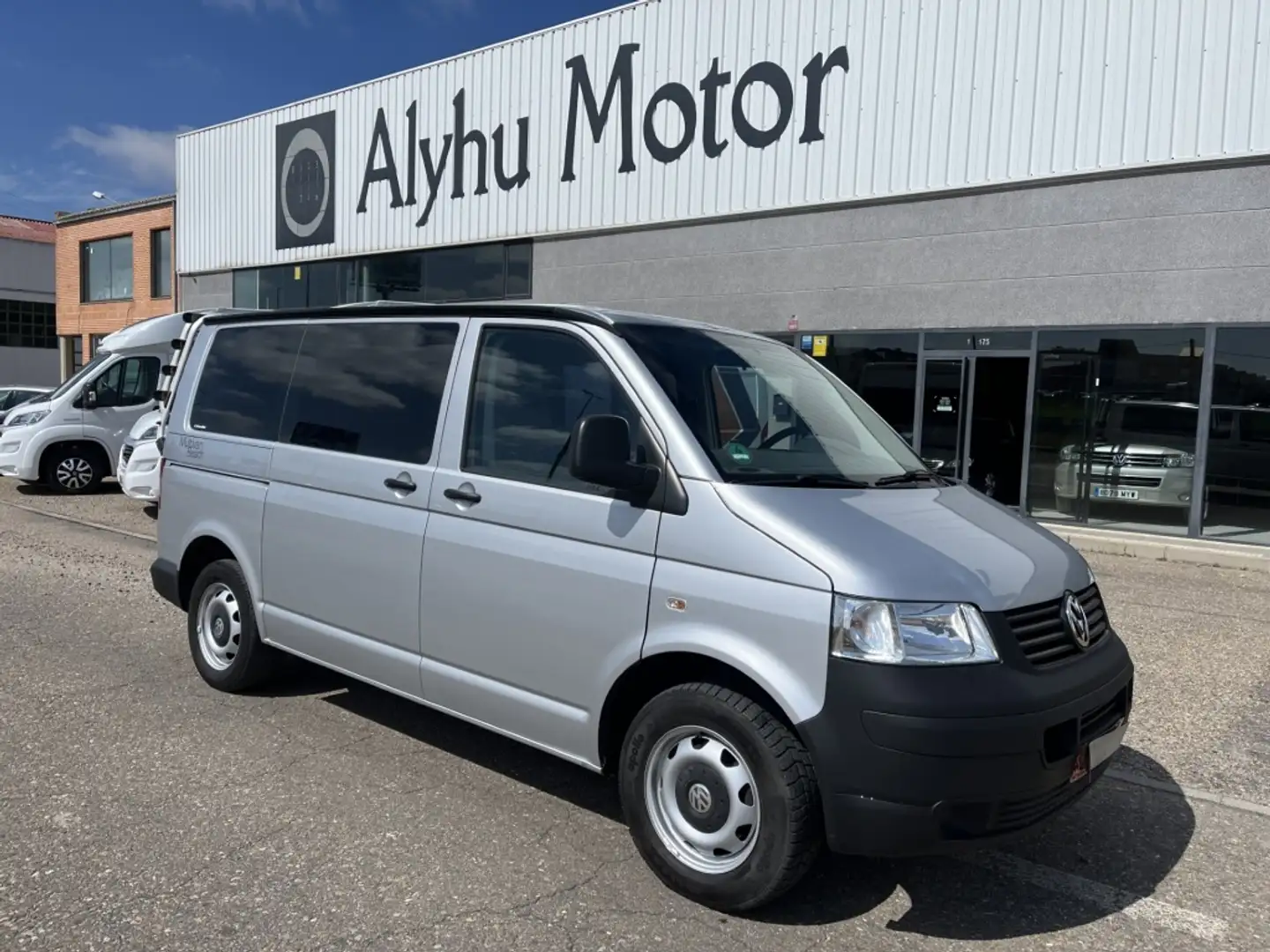 Volkswagen California Comercial 2.5TDI Beach Argent - 1