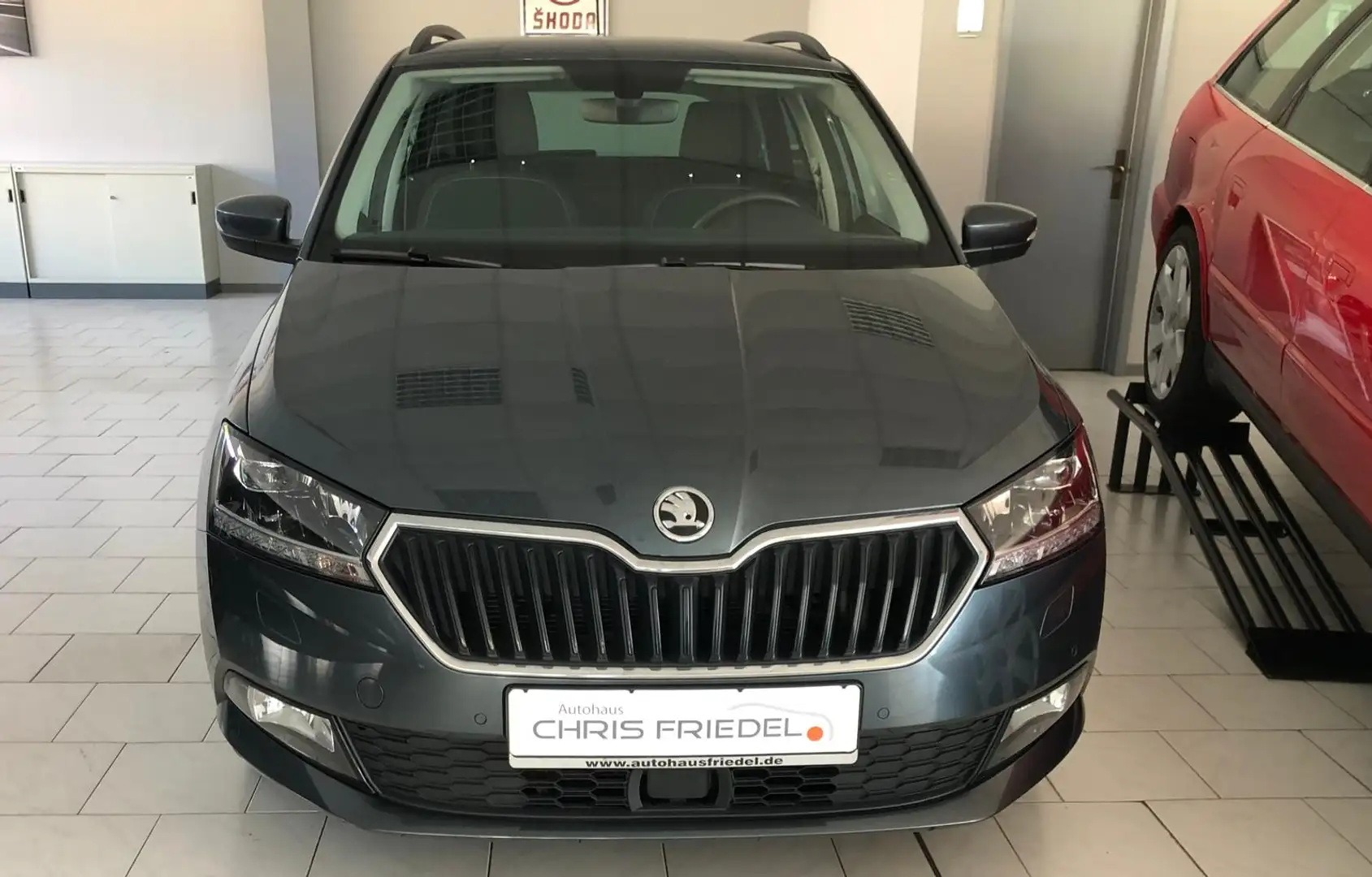 Skoda Fabia Combi Style Plus LED ACC AHZV PDC Grau - 2
