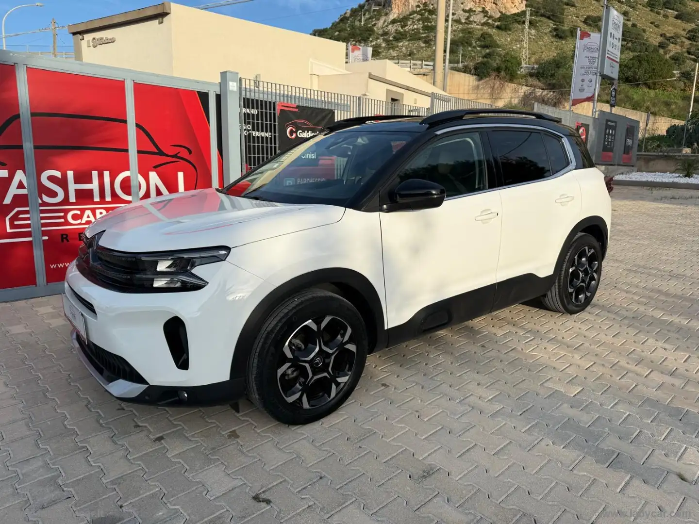 Citroen C5 Aircross BlueHDi 130 S&S EAT8 Sh.Pack Bianco - 1