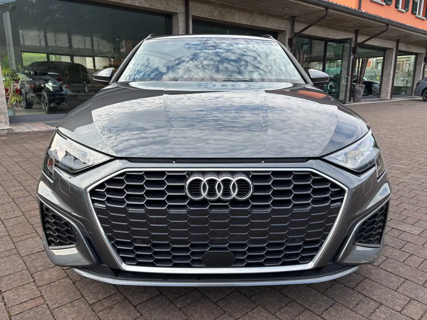 Audi A3 A3 Sportback 30 tdi S line est-int s-tronic ACC Grau - 2