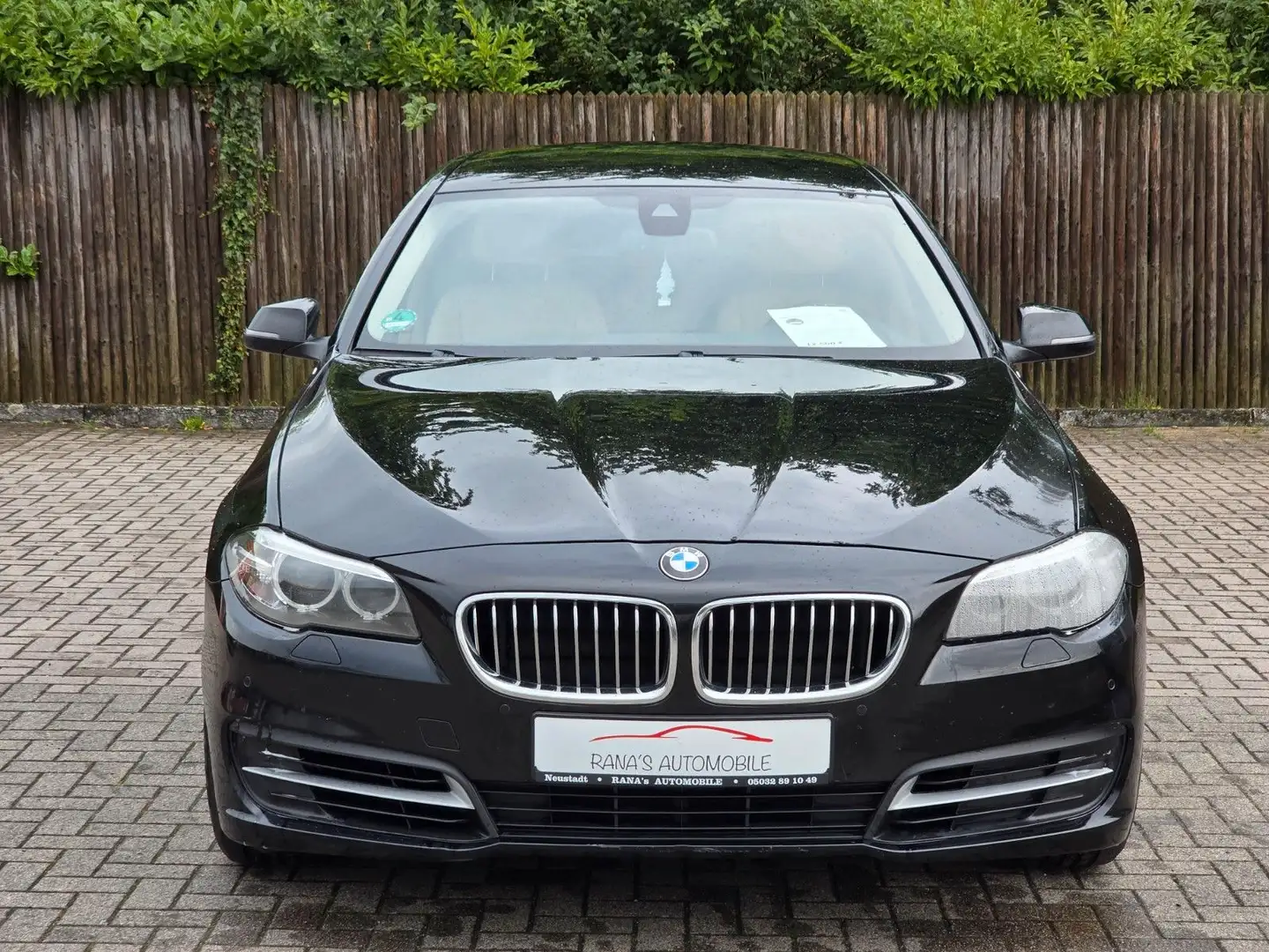 BMW 535 Baureihe 5 Touring 535 i Černá - 2