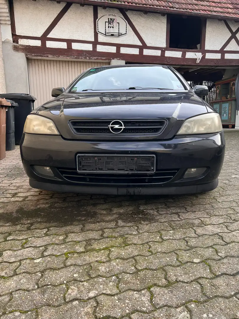 Opel Astra 1.8 16V Coupe Schwarz - 2