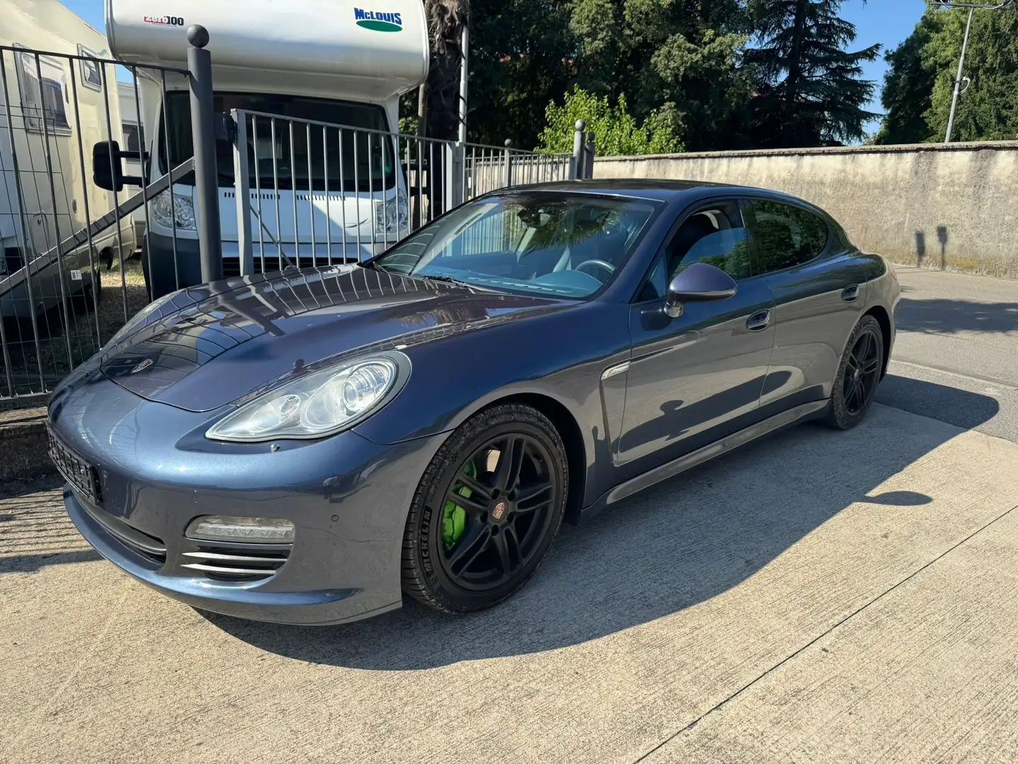 Porsche Panamera 3.6 4 Platinum Edition *Tagliandata* Blauw - 1