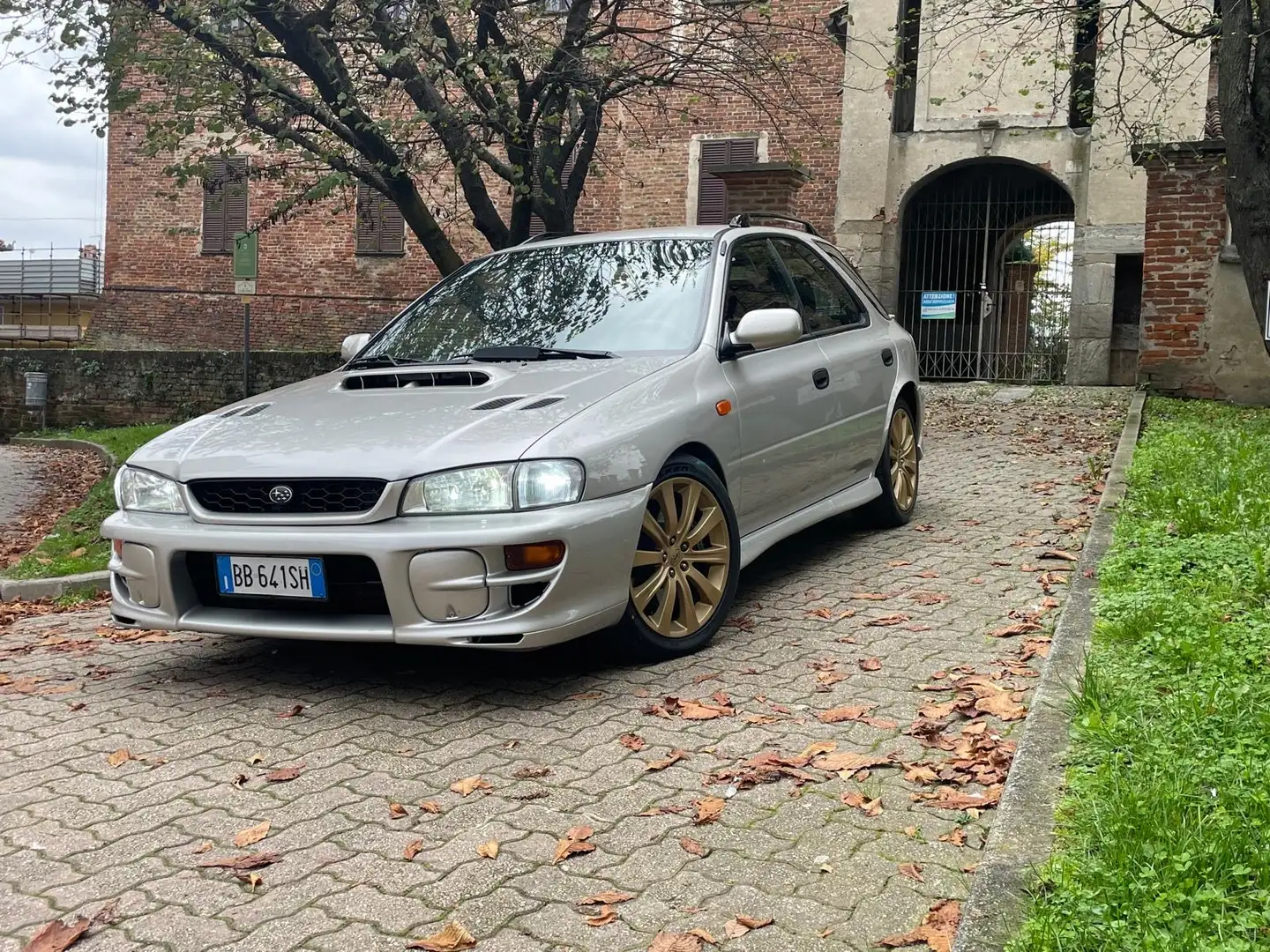 Subaru Impreza CW 2.0 turbo c/2airbag 4wd - 1