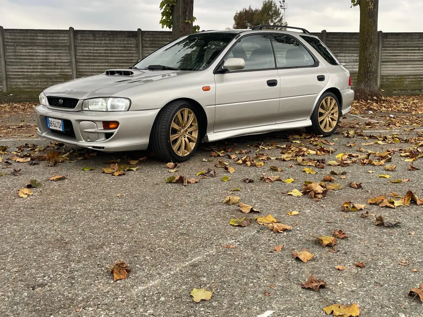 Subaru Impreza CW 2.0 turbo c/2airbag 4wd - 2