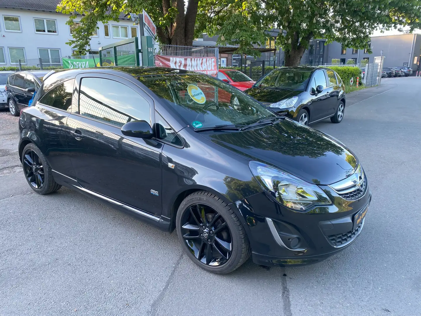 Opel Corsa Color Edition OPC-Line 1,4 Noir - 1