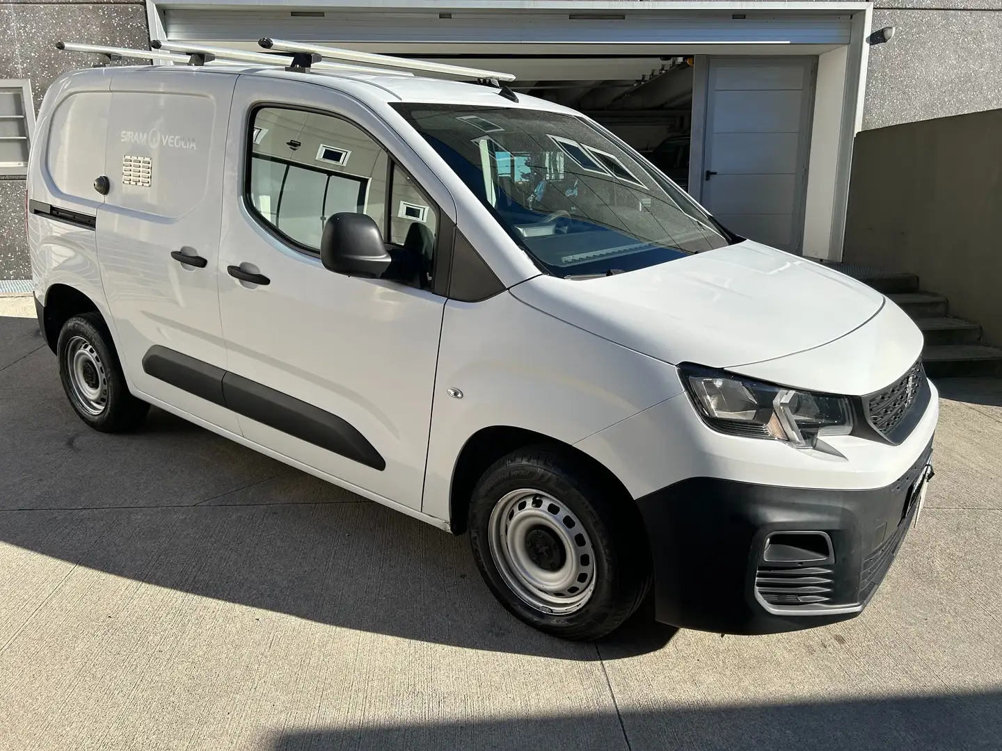 Peugeot Partner L1H1 PREMIUM 100CV E6d - PREZZO + IVA!!!! Weiß - 1