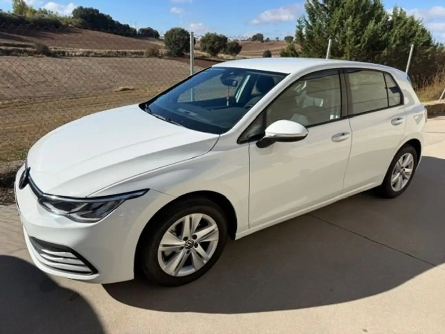 Volkswagen Golf 2.0TDI Life 85kW Blanco - 1