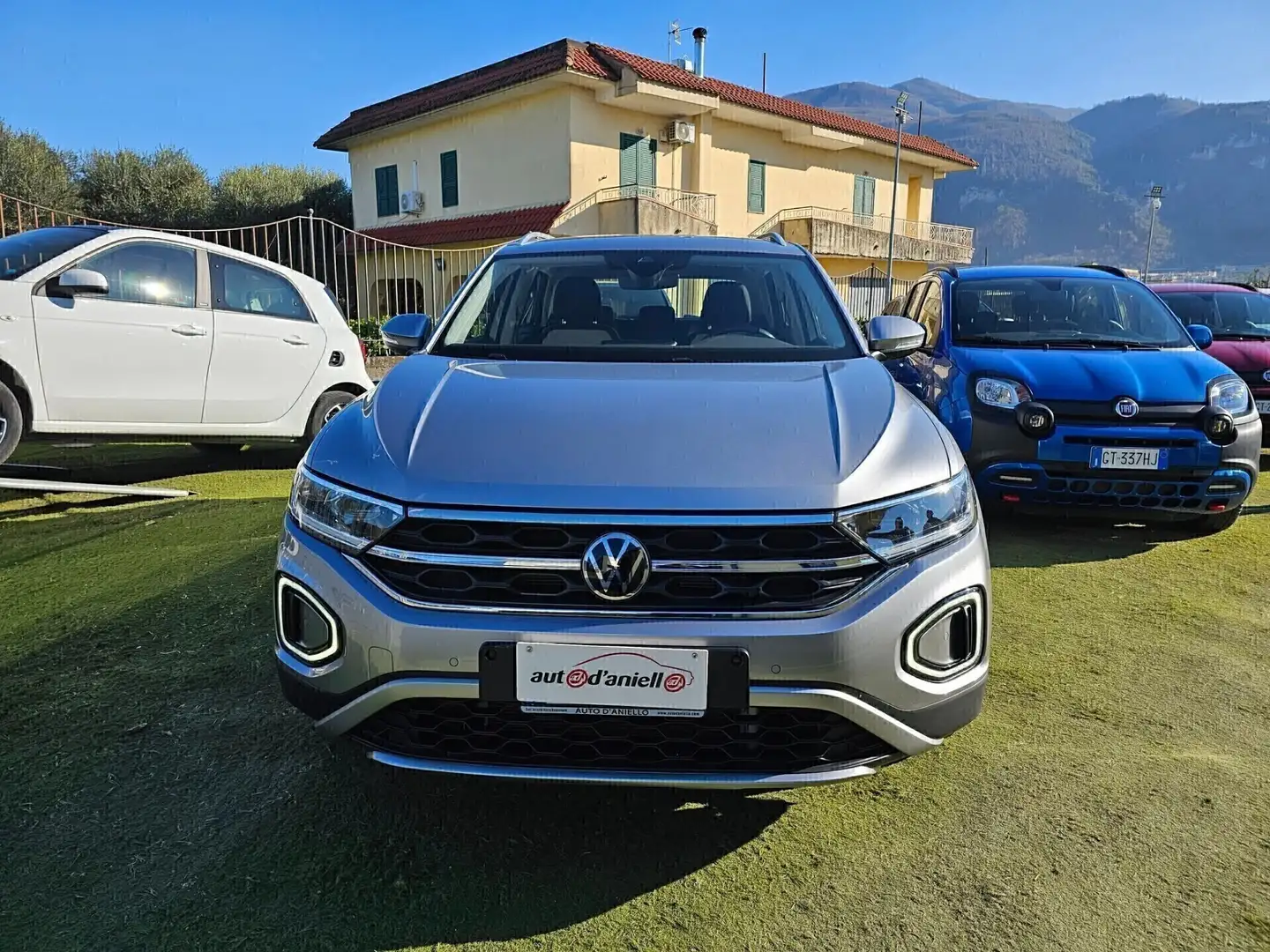 Volkswagen T-Roc 2.0 TDI SCR 150 CV DSG Style BlueMotion Technology Gris - 2