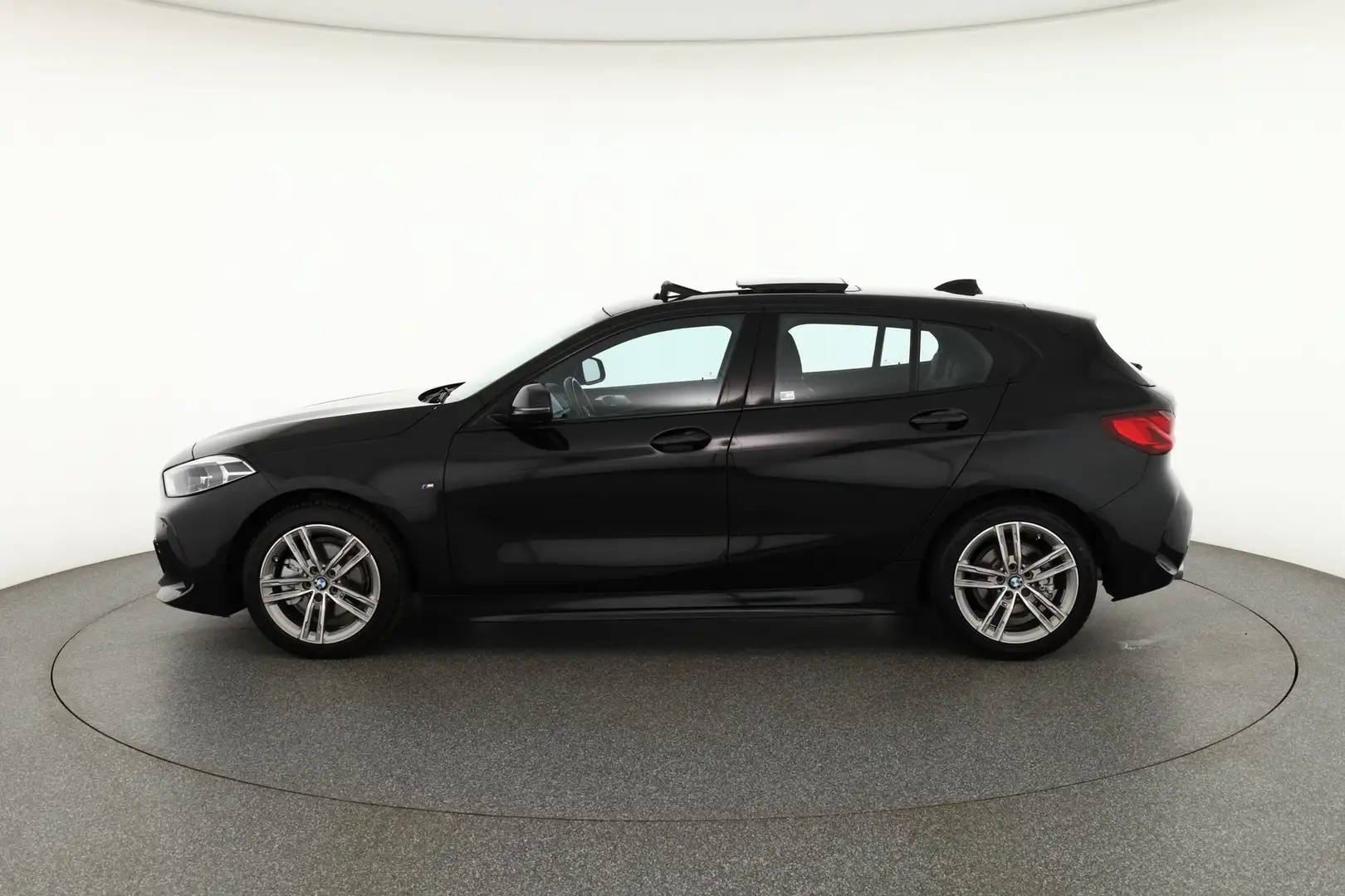 BMW 118 118i M Sport LED Panorama Sitzheizung Tempomat Schwarz - 2