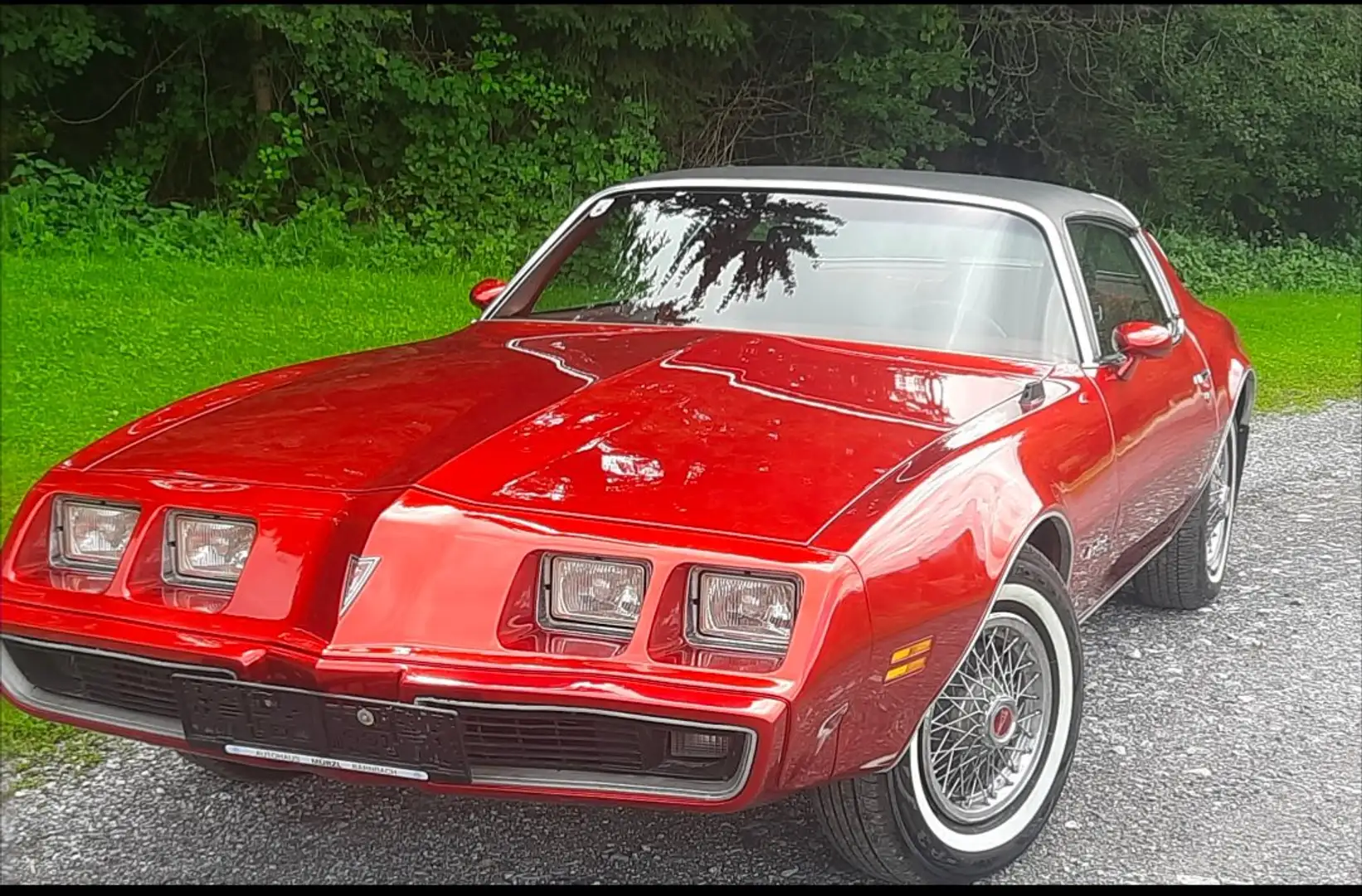 Pontiac Firebird Roşu - 2