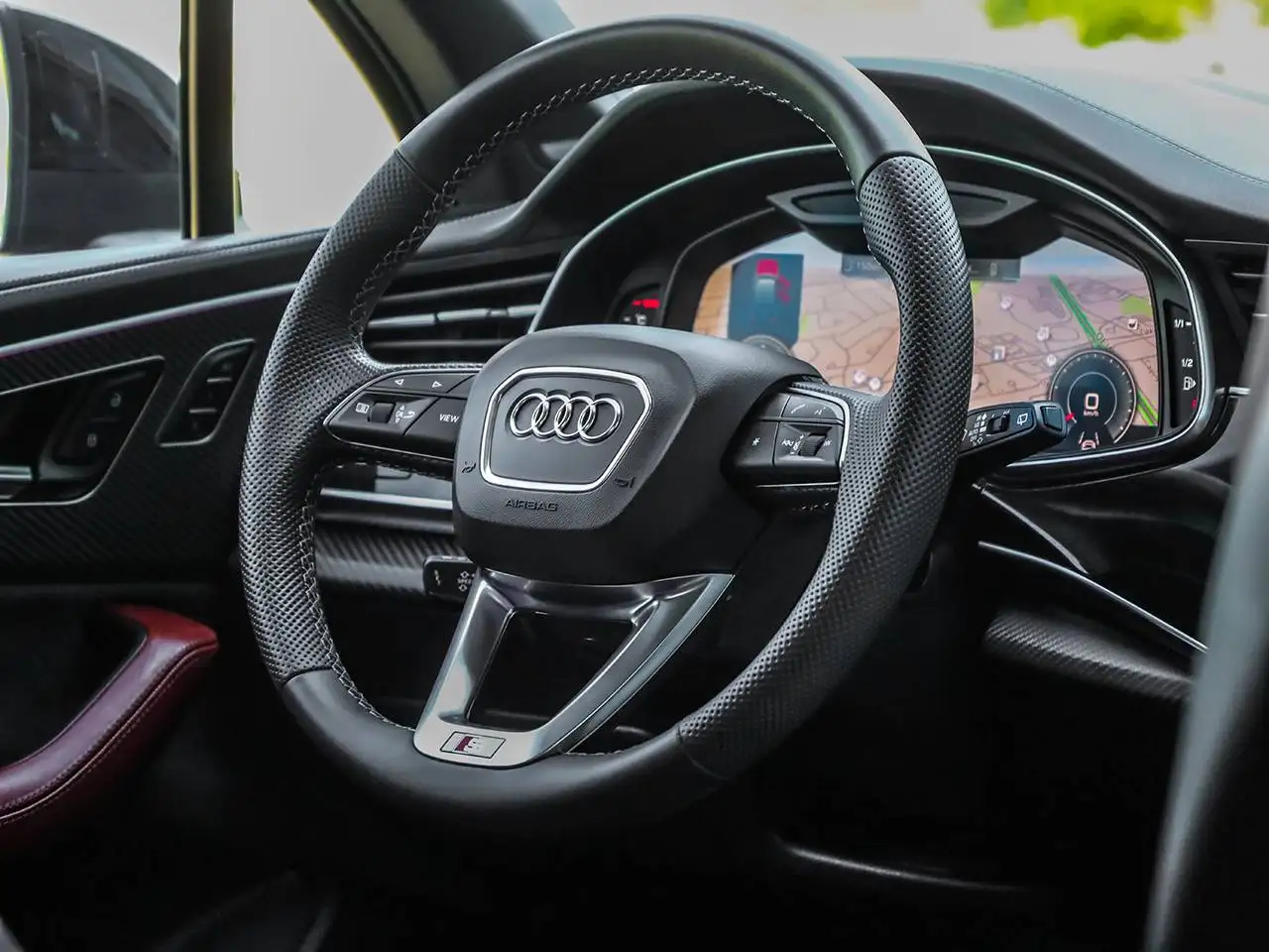 Audi SQ7 fotografie Audi SQ7