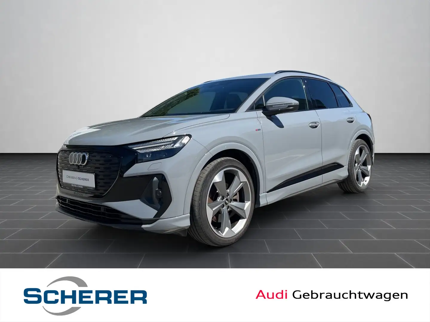 Audi Q4 e-tron 220 kW quattro AHK SHZ RFK MATRIX-LED Grau - 1