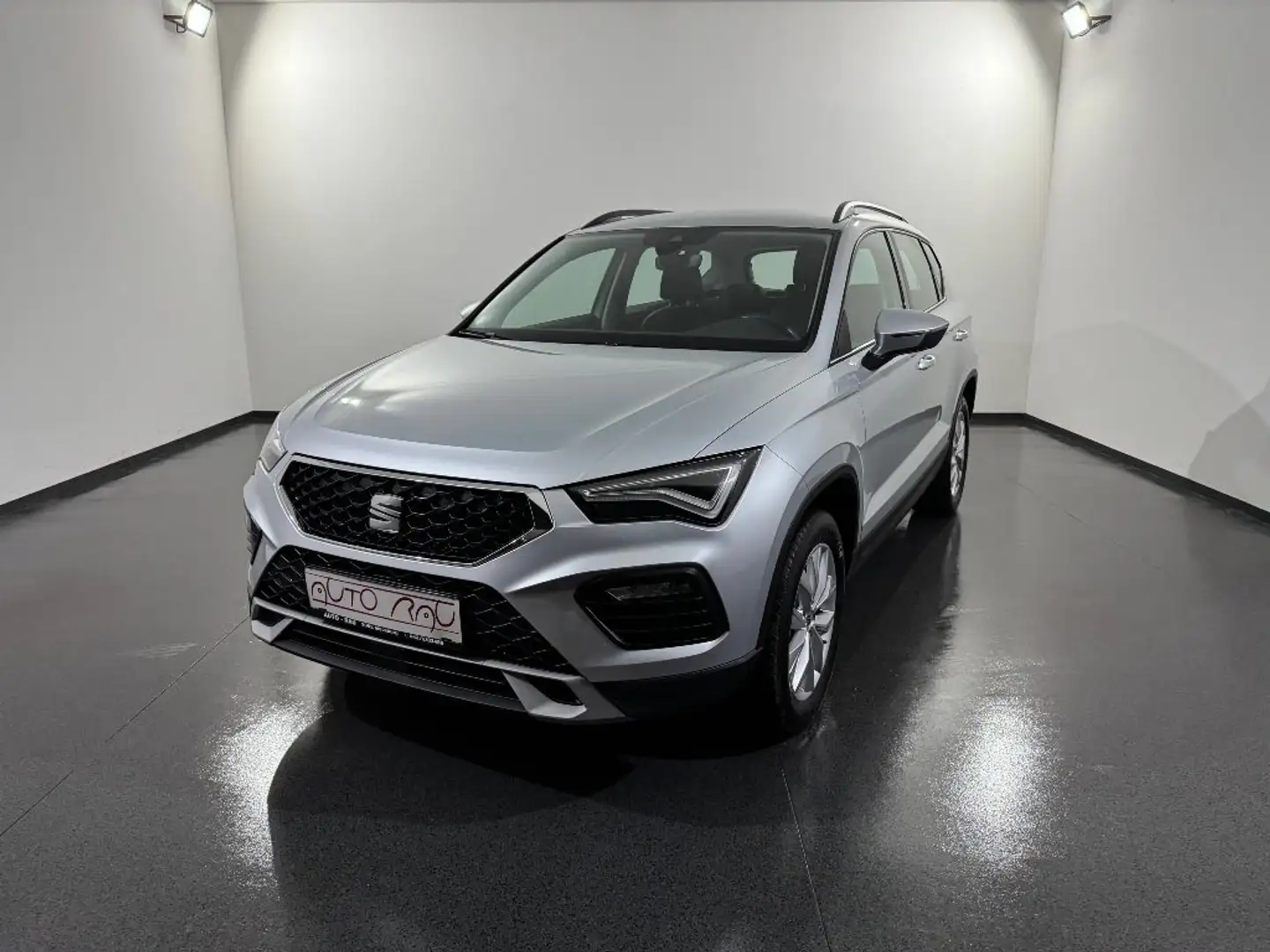 SEAT Ateca 2.0 TDI Style 4Drive DSG *AHK*LED*ACC* Silber - 2