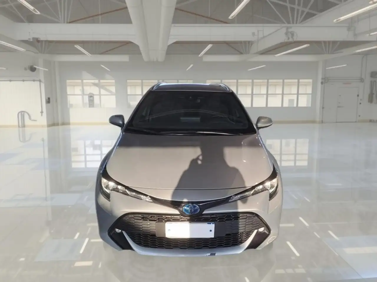 Toyota Corolla TS 1.8 HYBRID BUSINESS AUTO STATION WAGON, миниатюра 2