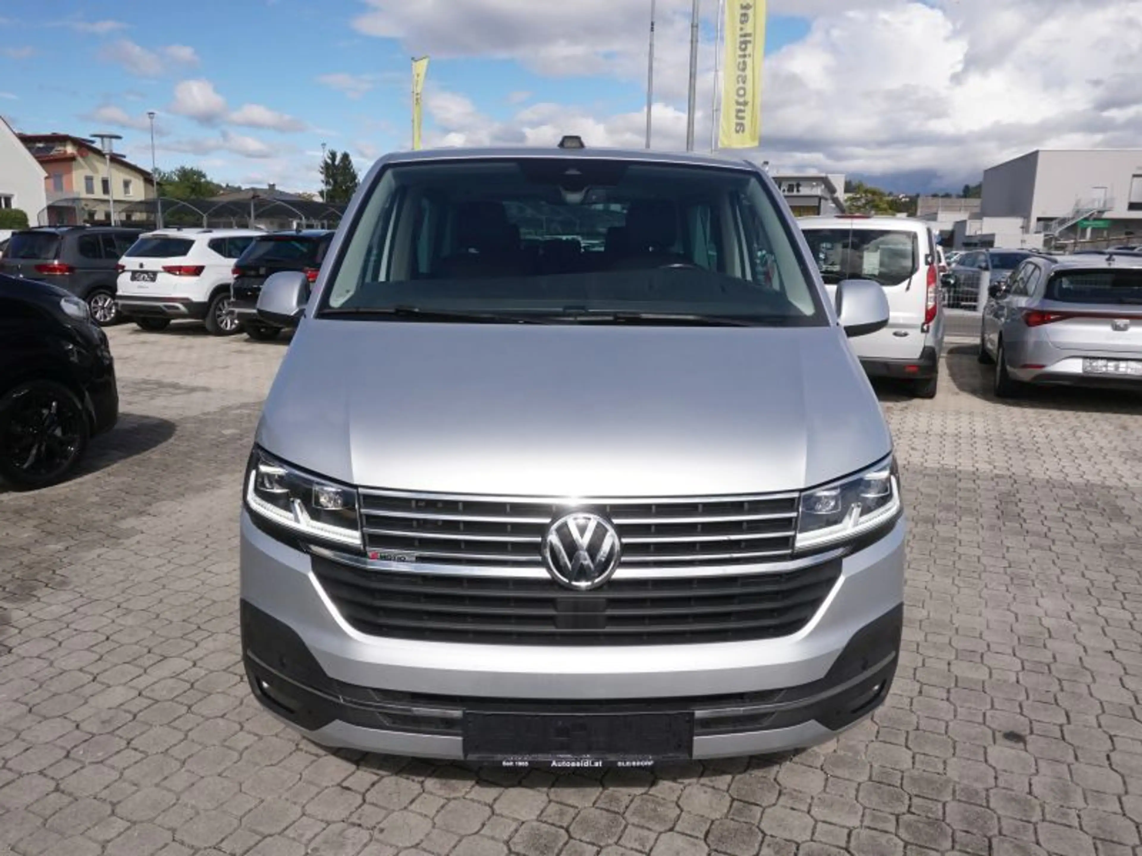 Volkswagen T6.1 Multivan Cruise 2,0 TDI 4Motion DSG *VIRTUAL+STHZG+LED* — photo 2