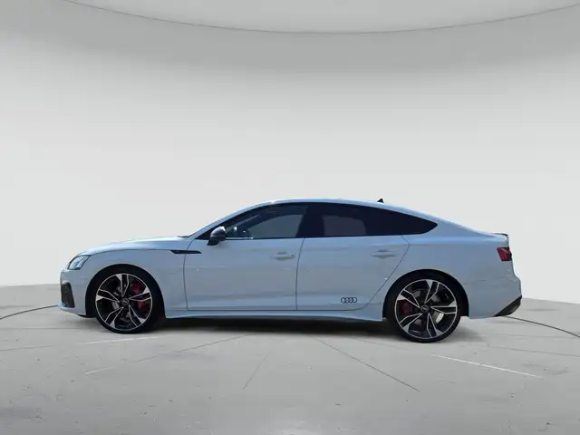 Audi A5 view 6