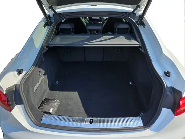 Audi A5 view 14
