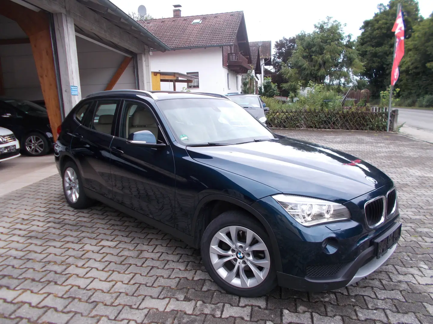 BMW X1 xDrive25d Aut. Azul - 2