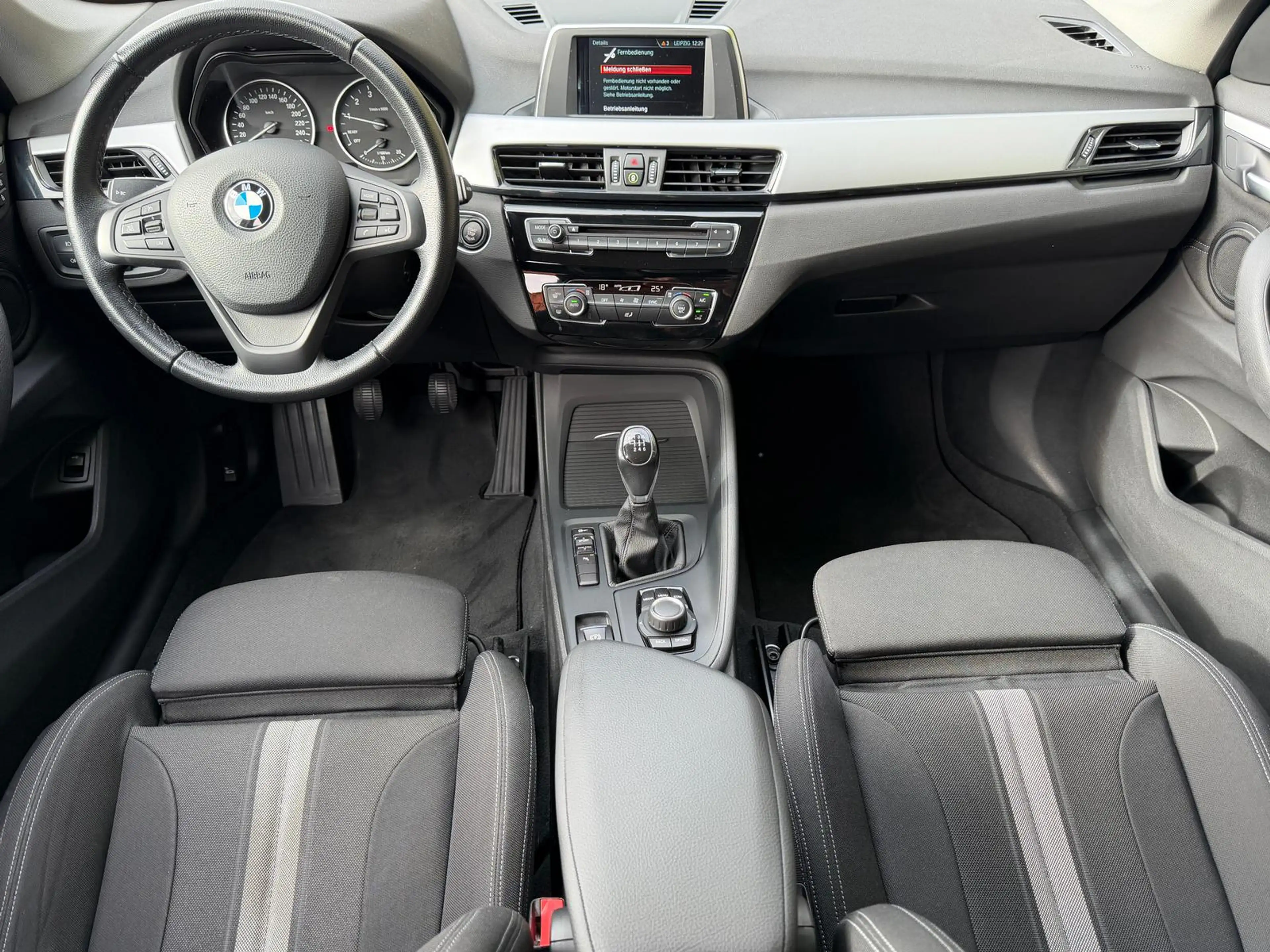 BMW X1 sDrive 18i Advantage LED PDC Sportsitze 1.Hd — photo 7