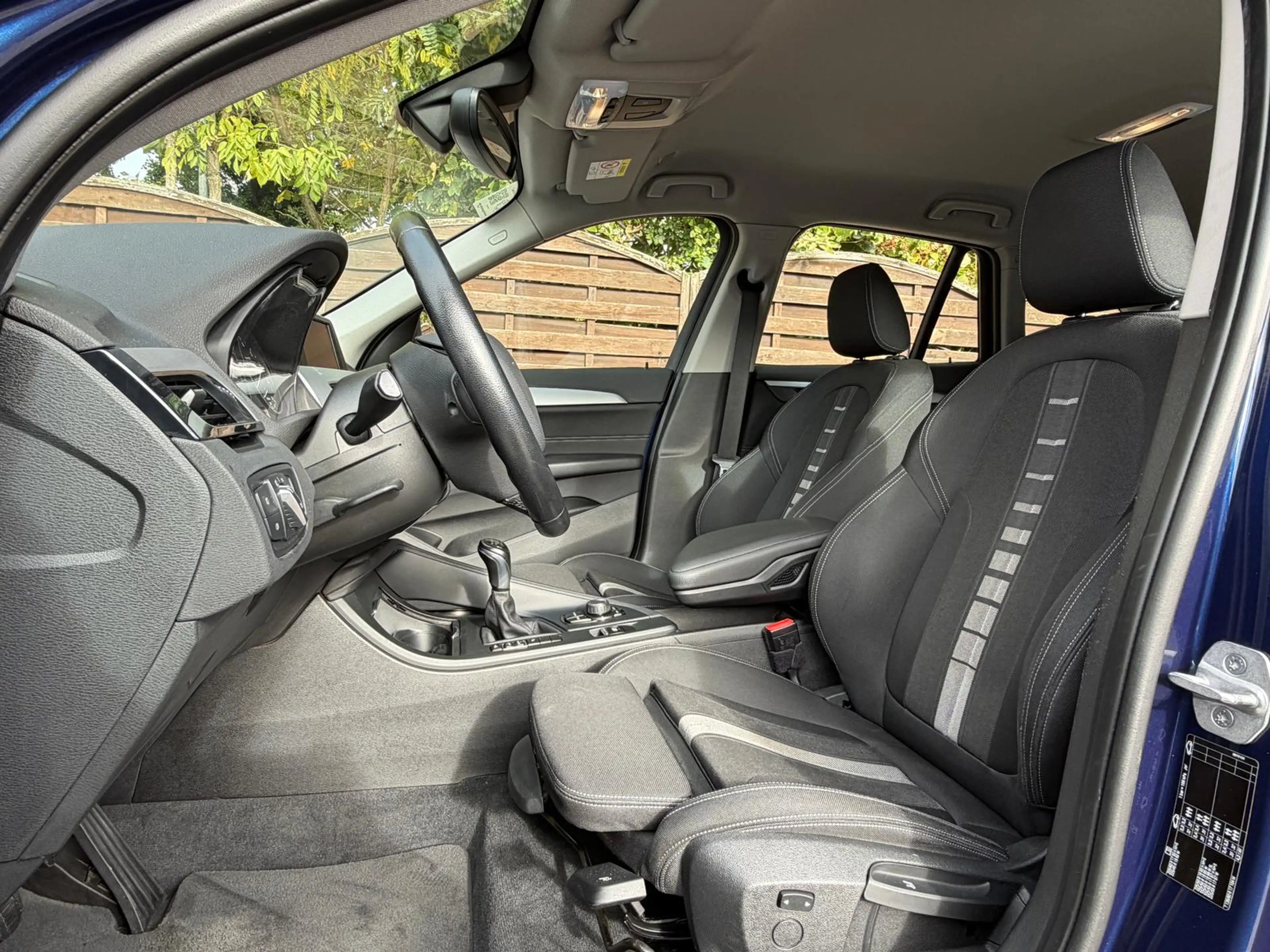 BMW X1 sDrive 18i Advantage LED PDC Sportsitze 1.Hd — photo 10