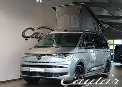 Volkswagen T7 California T7 CALIFORNIA BEACH HYBRID ALLRAD 5.SITZE TISCH