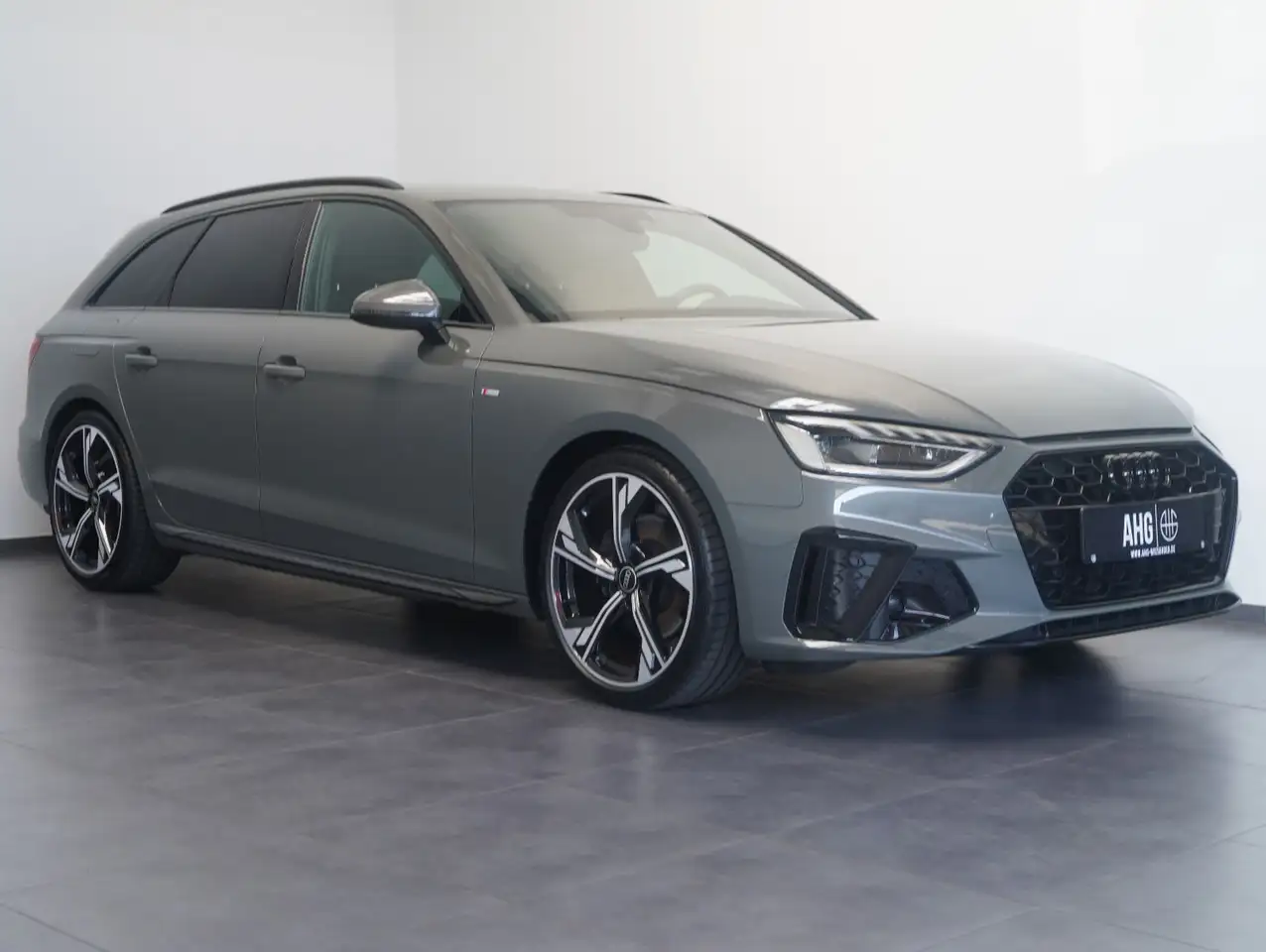 Audi A4 Avant 35 TDI S line Competition Edition AHK 2