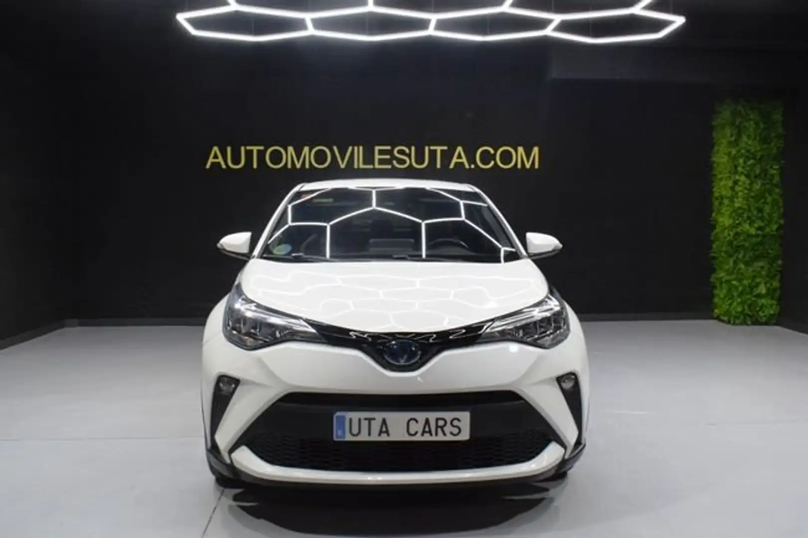 Toyota C-HR 125H Active Blanc - 2