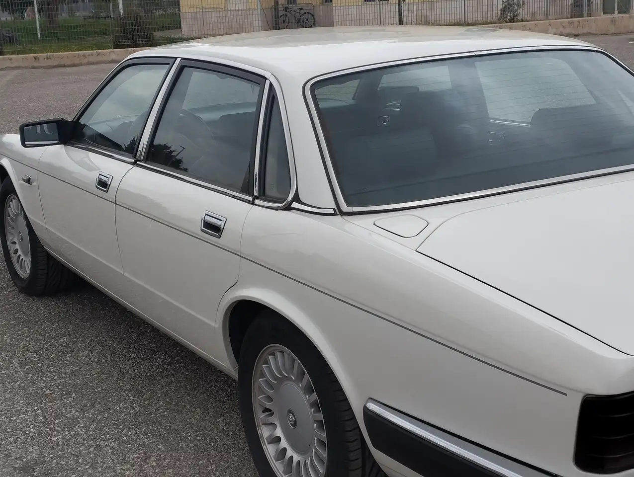 Jaguar XJ6 2.9 Sovereign manuale, foto 1