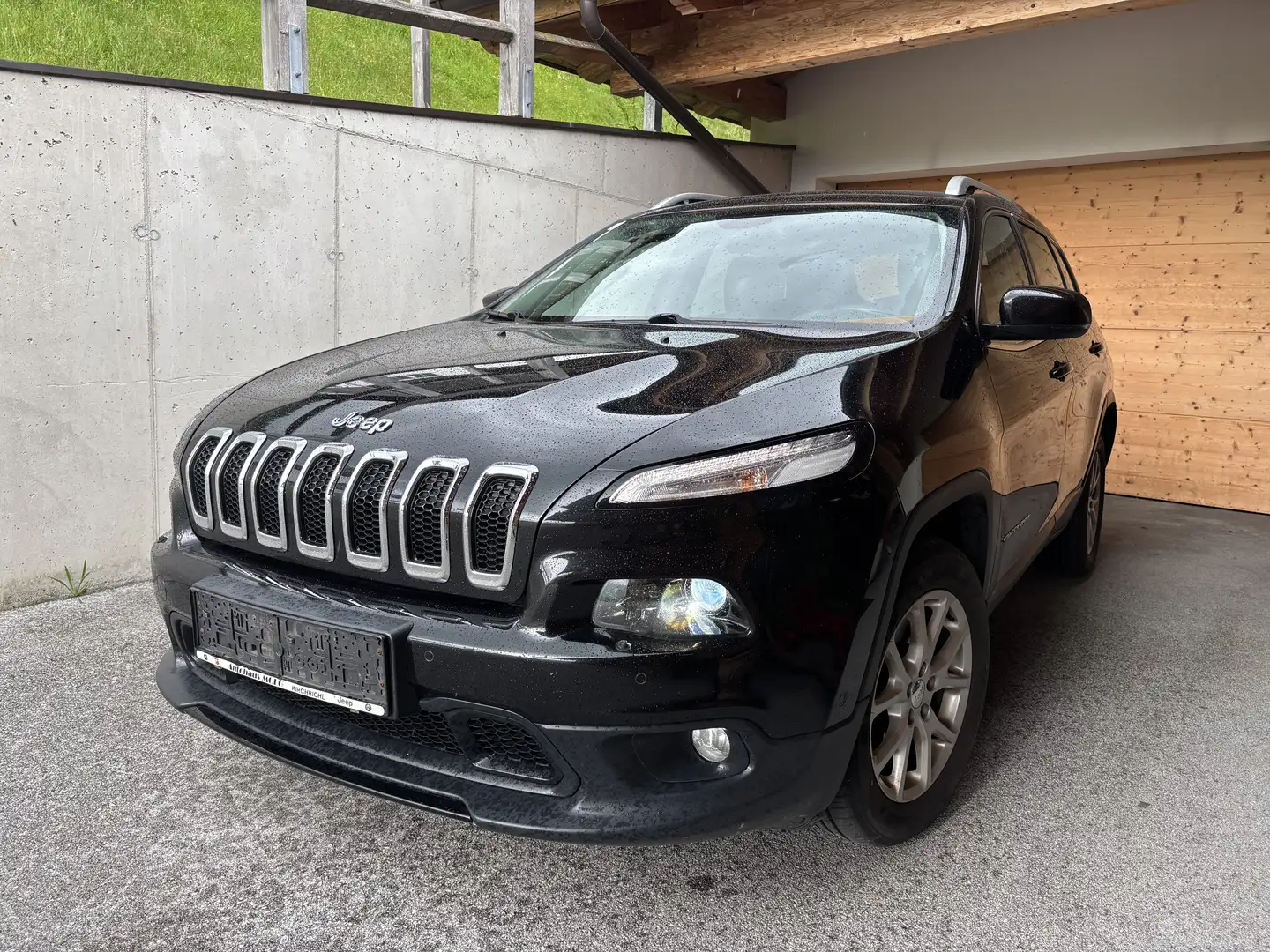 Jeep Cherokee Longitude 4WD Schwarz - 1