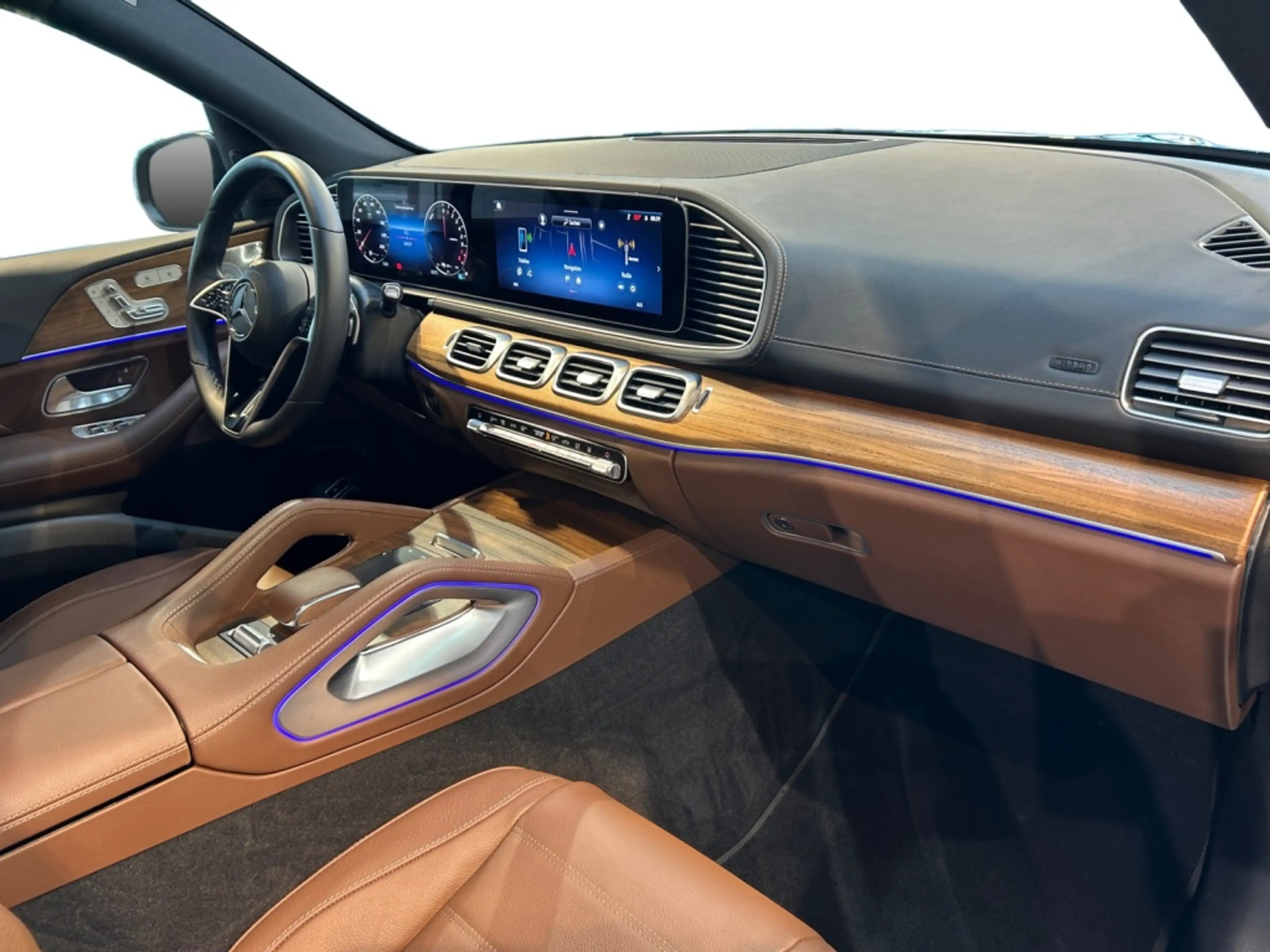 Mercedes-Benz GLE 400 e 4matic AMG AMG+MBUX+Burm+MBeam+Night — photo 11