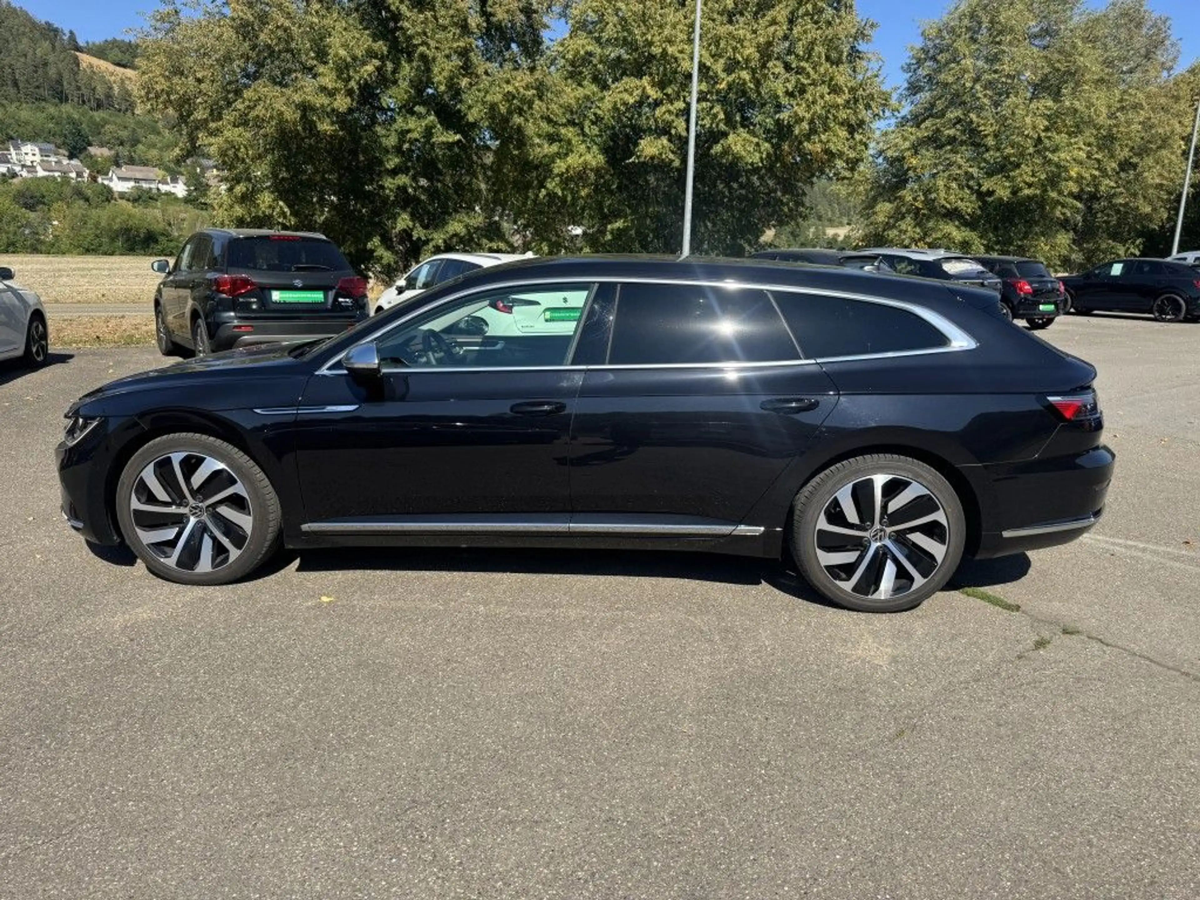 Volkswagen Arteon Shooting Brake 2.0 TDI SCR 4Motion DSG Elegance — photo 3