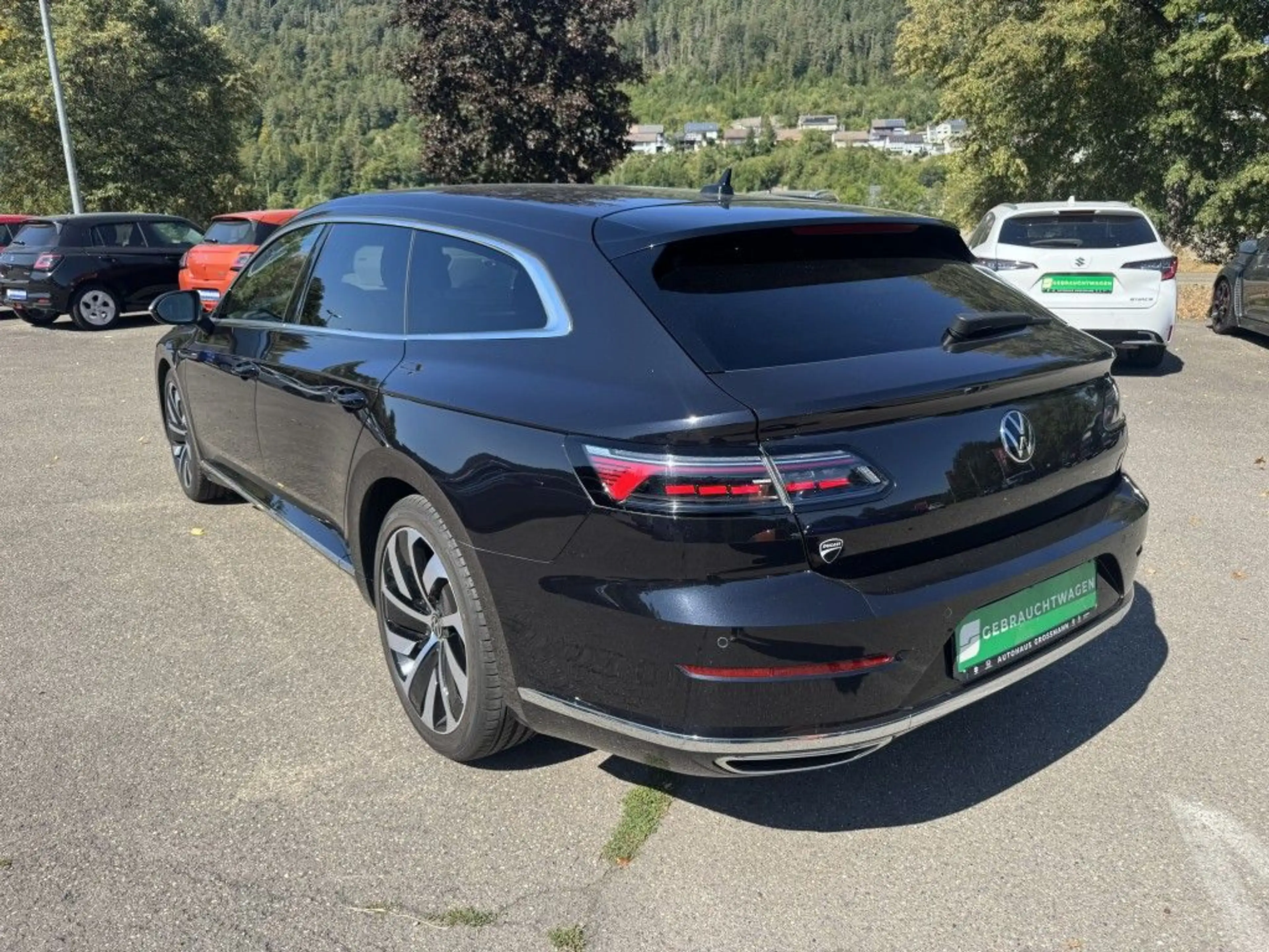 Volkswagen Arteon Shooting Brake 2.0 TDI SCR 4Motion DSG Elegance — photo 4