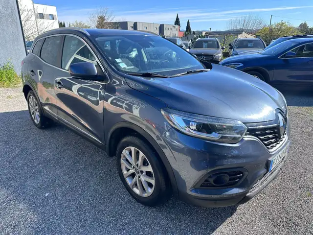 Renault Kadjar view 3