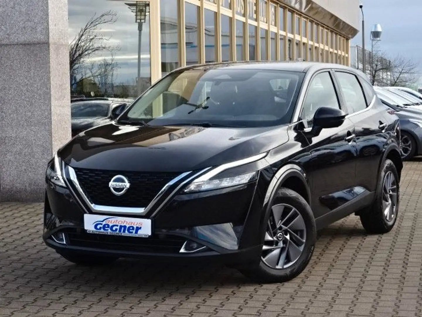 Nissan Qashqai 158PS MHEV Xtronic Acenta Navi LED Schwarz - 2