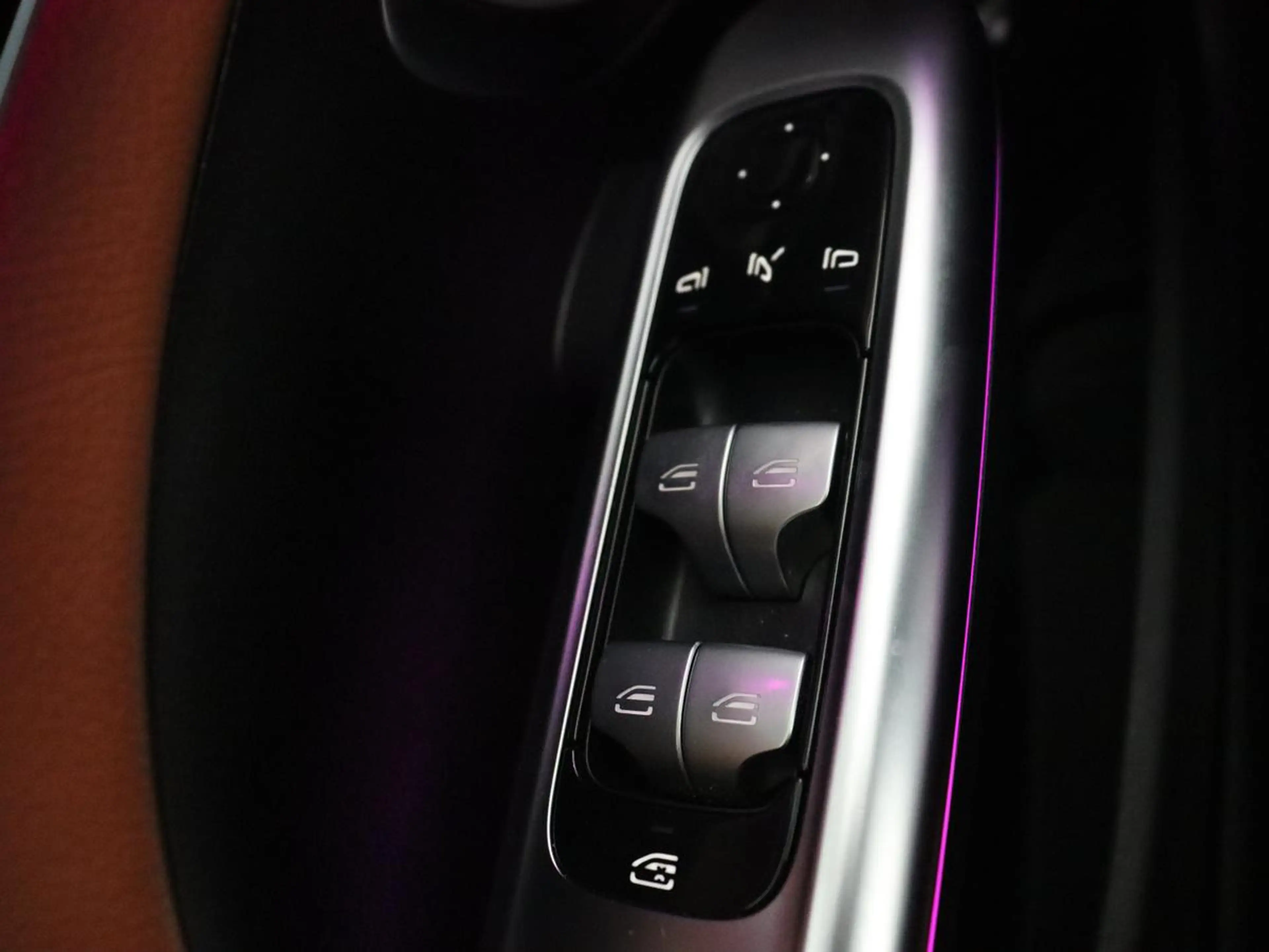 Mercedes-Benz C 200 | Panoramadak | Leder | Memory | Adaptive cruise | — photo 41