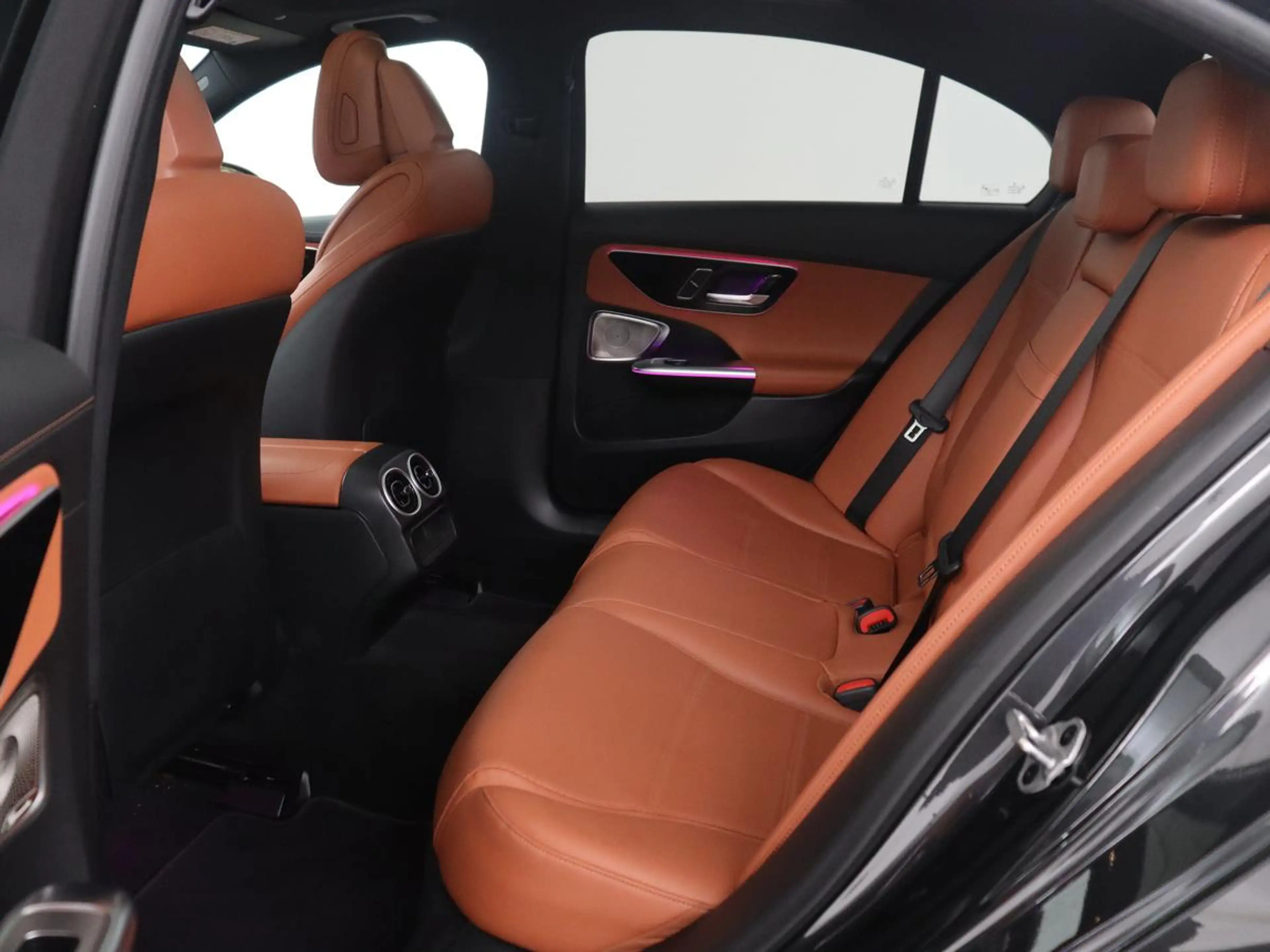 Mercedes-Benz C 200 | Panoramadak | Leder | Memory | Adaptive cruise | — photo 10