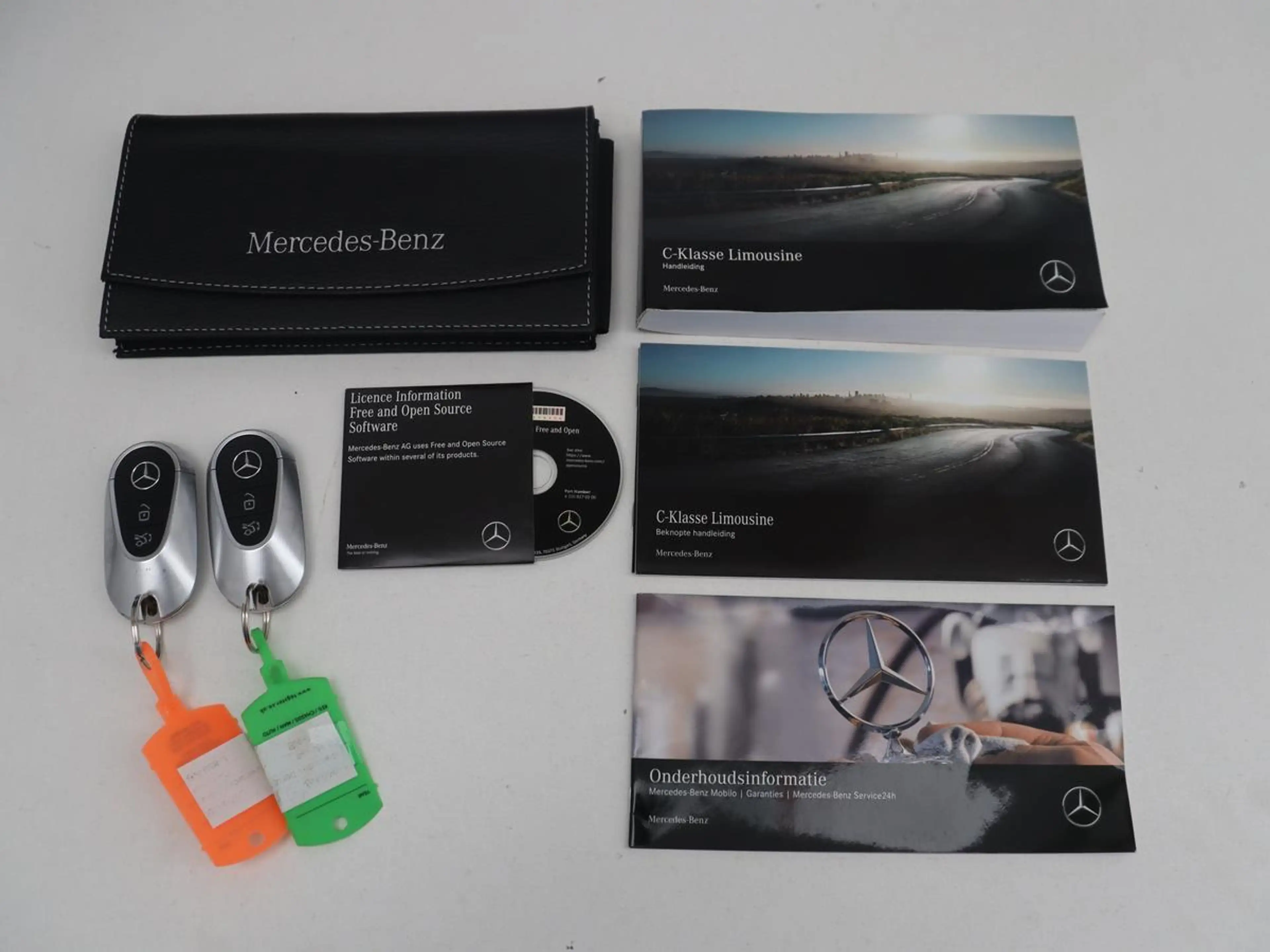 Mercedes-Benz C 200 | Panoramadak | Leder | Memory | Adaptive cruise | — photo 16