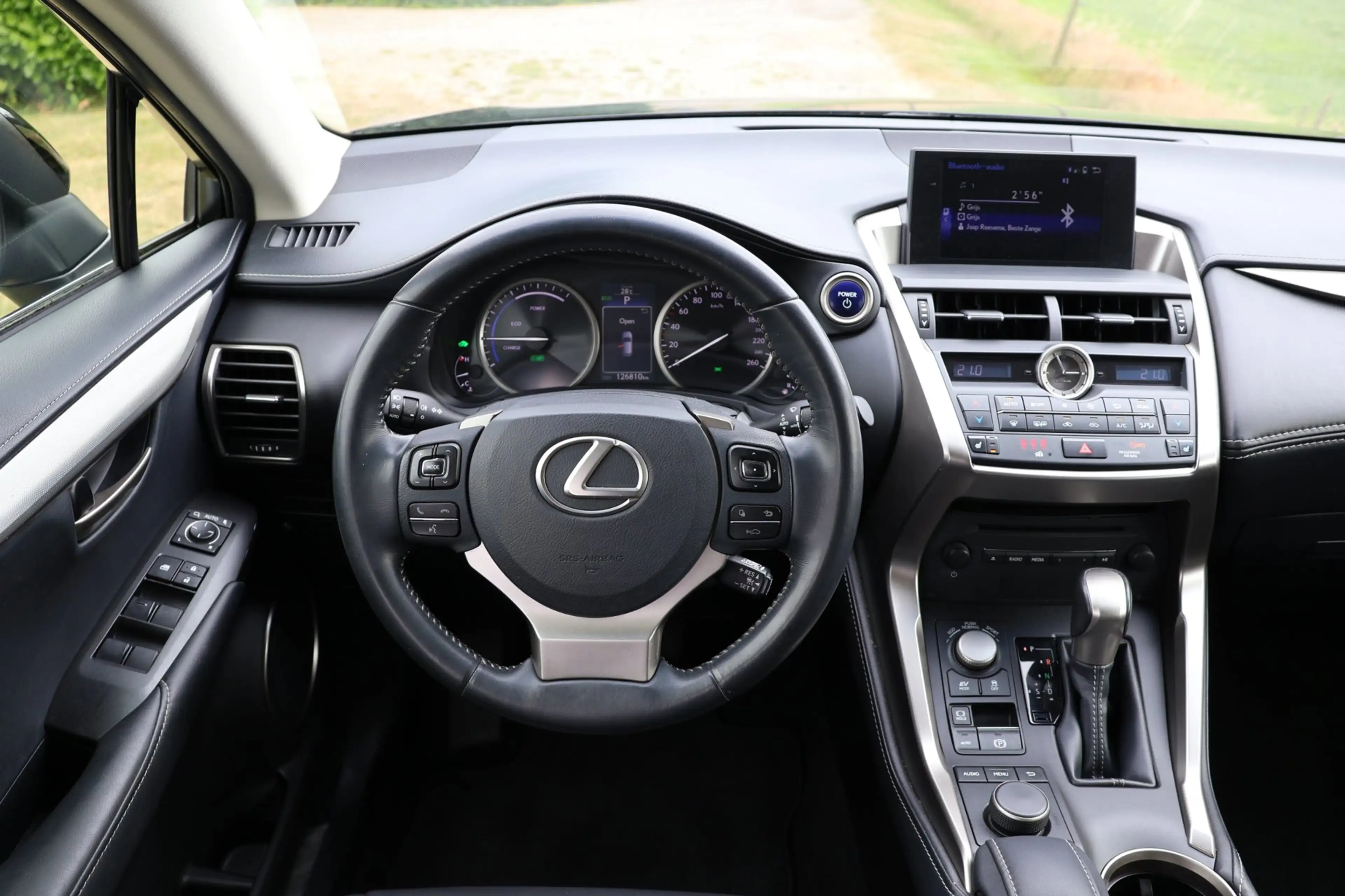 Lexus NX 300h AWD 25th Edition|Trekhaak|Leer|Dealer onderhouden| — photo 12