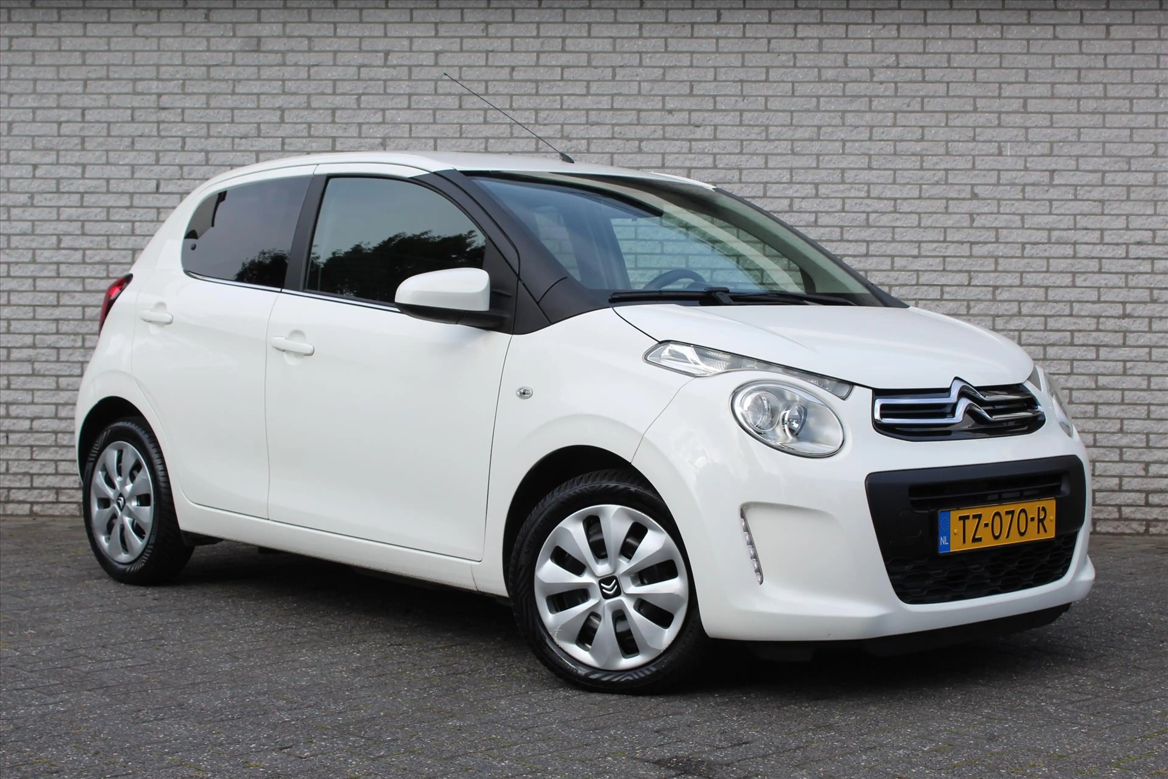 Citroen C1 1.0 VTi 72PK S&amp;S 5D Feel — photo 15